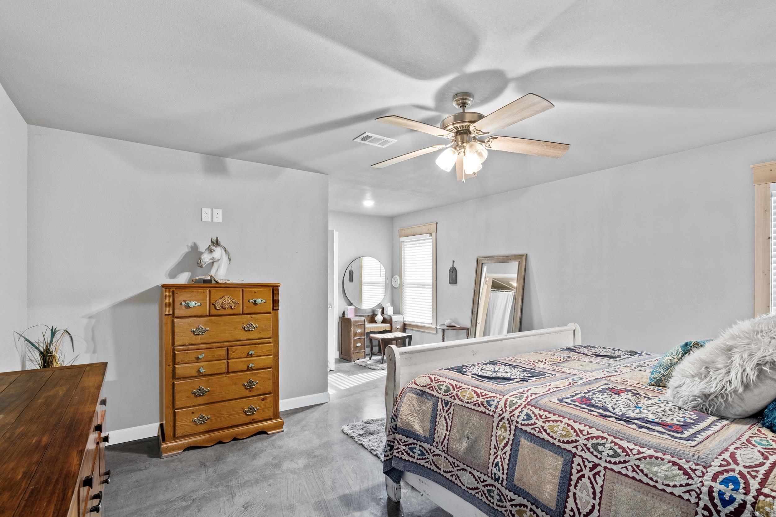 21 Spires Road Morrilton, AR 72110