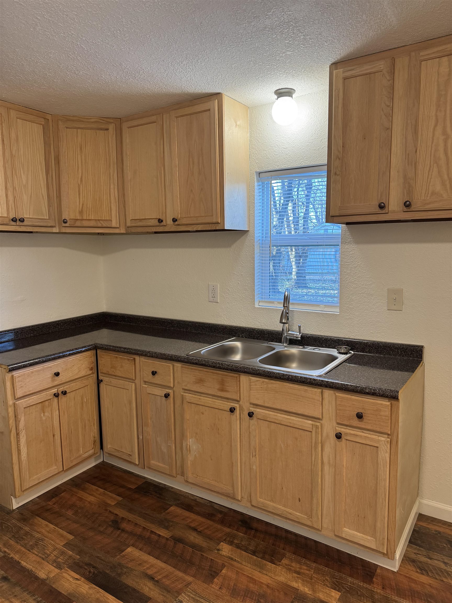 2012 Bradley Street  Kennett, MO