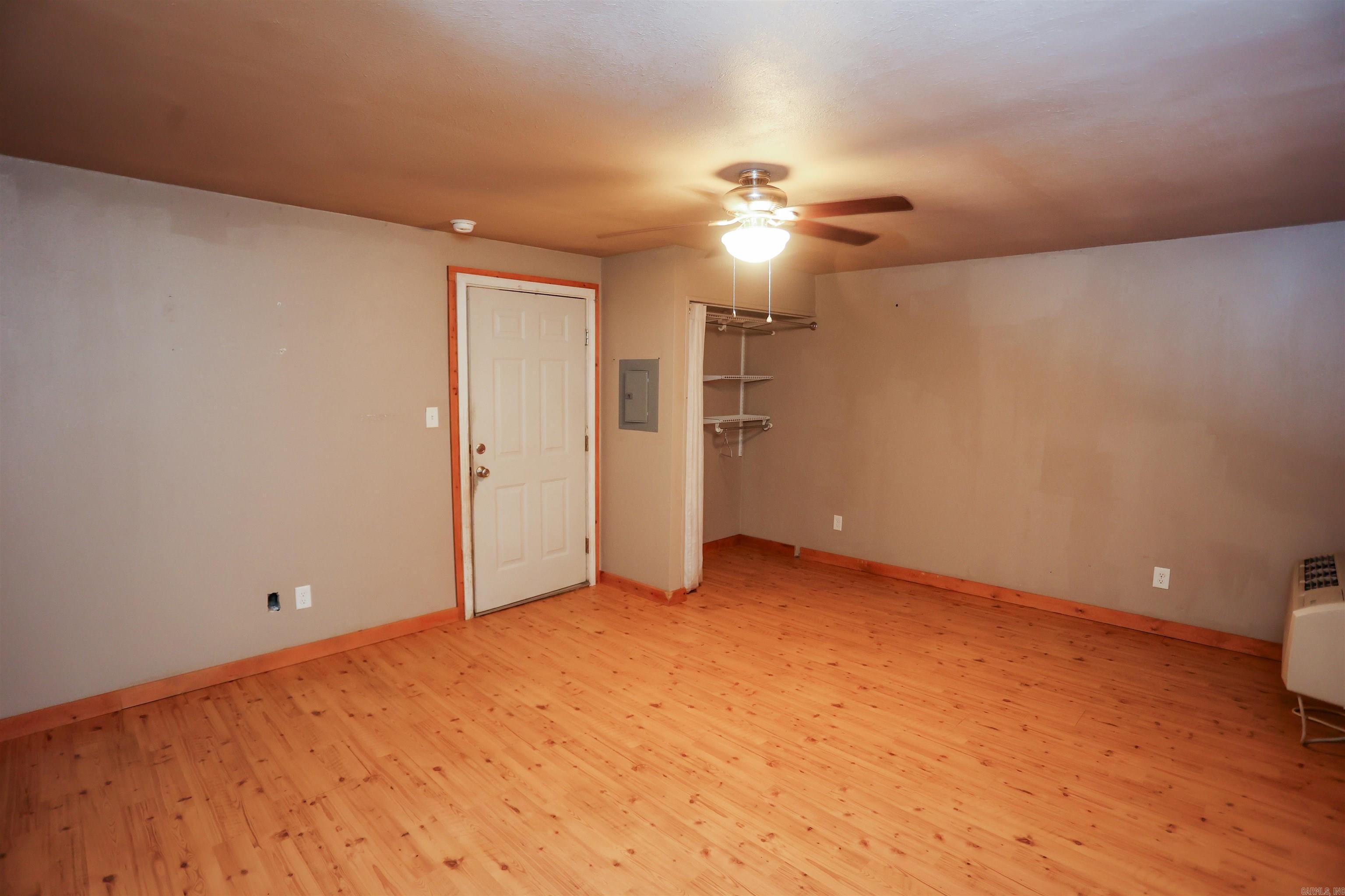 1856  River  Pottsville, AR