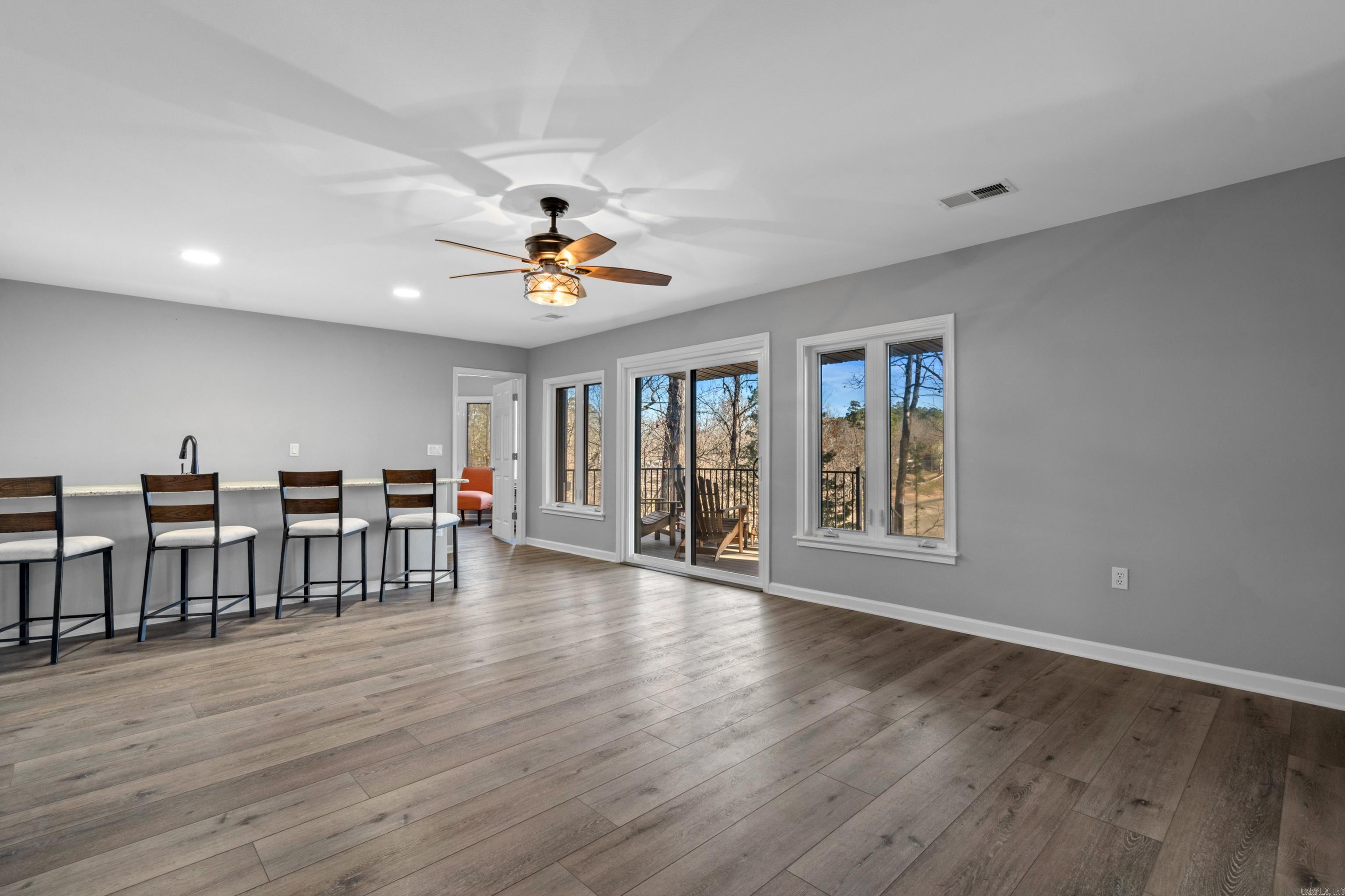 29  Ciento  Hot Springs Village, AR