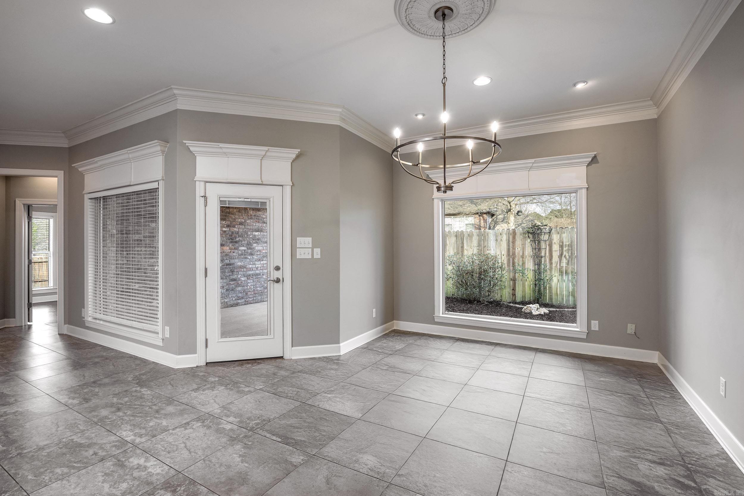 5 Stone Creek Court Little Rock, AR 72227