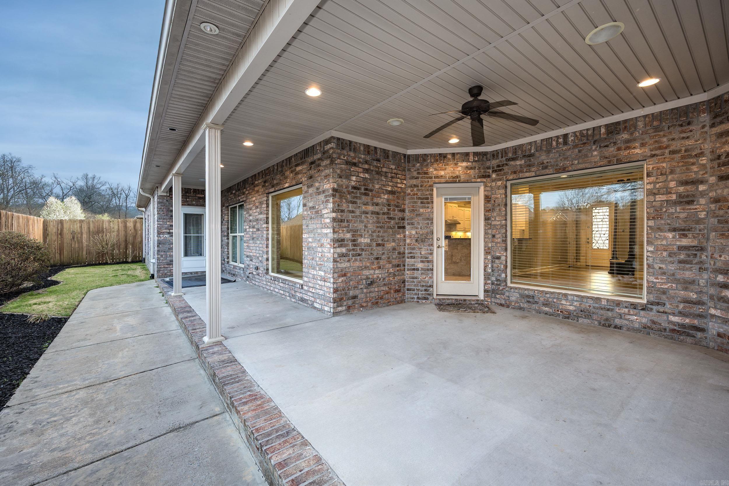 5 Stone Creek Court Little Rock, AR 72227