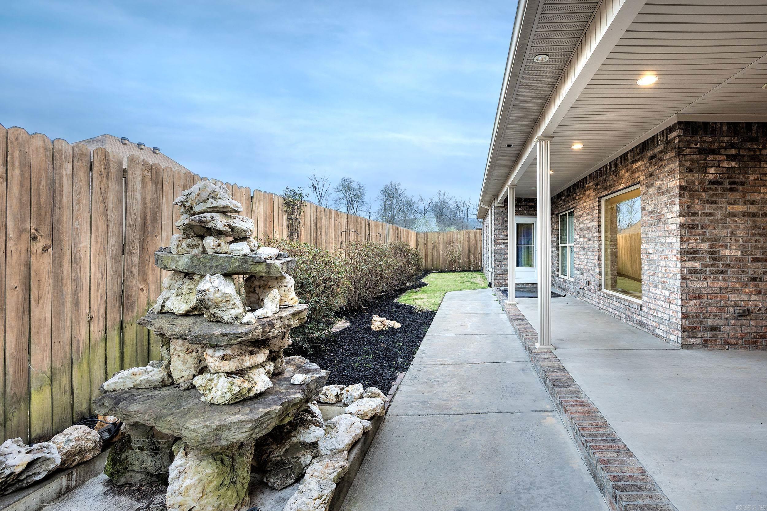 5 Stone Creek Court Little Rock, AR 72227