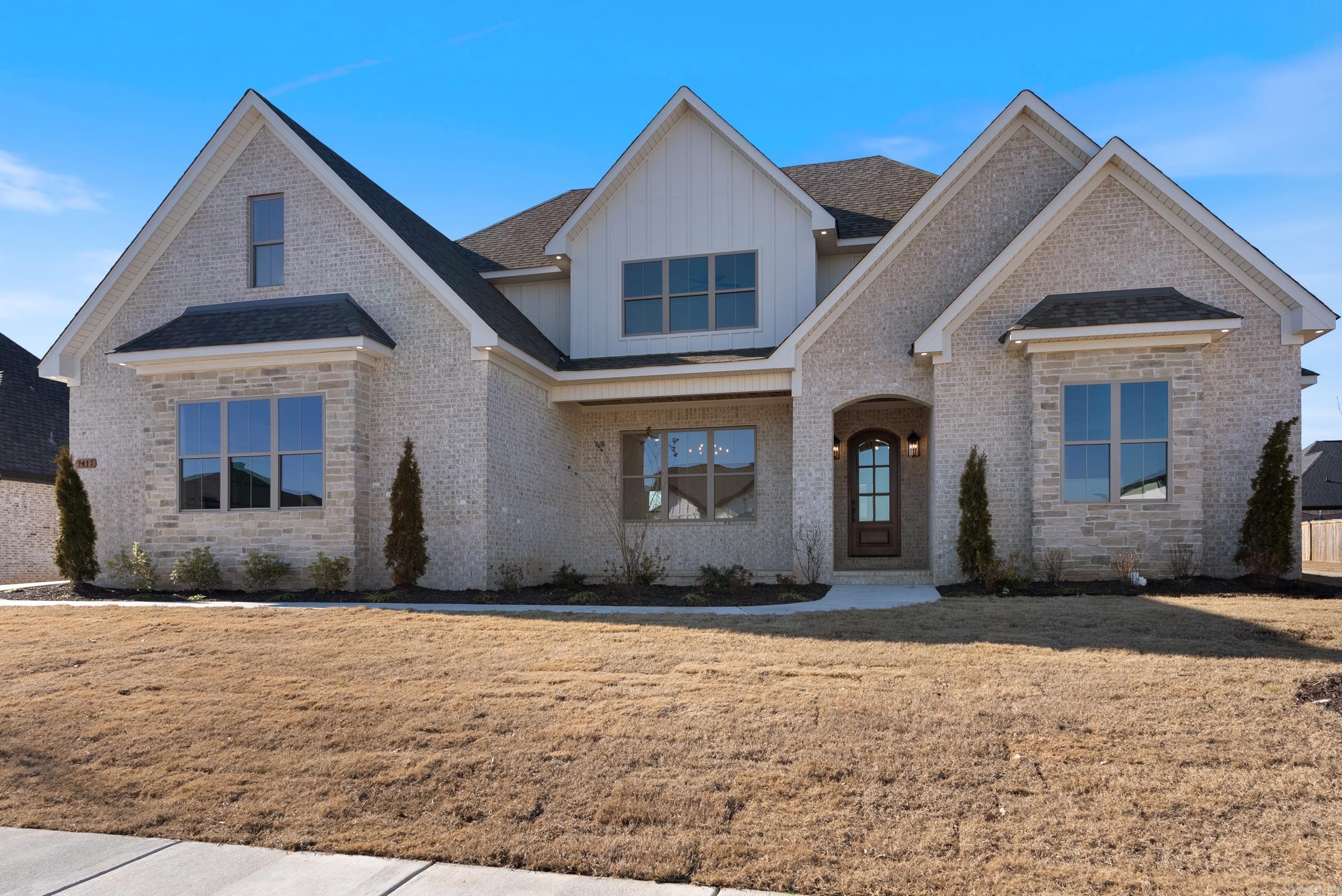 7417 Lake Point Circle Benton, AR 72019