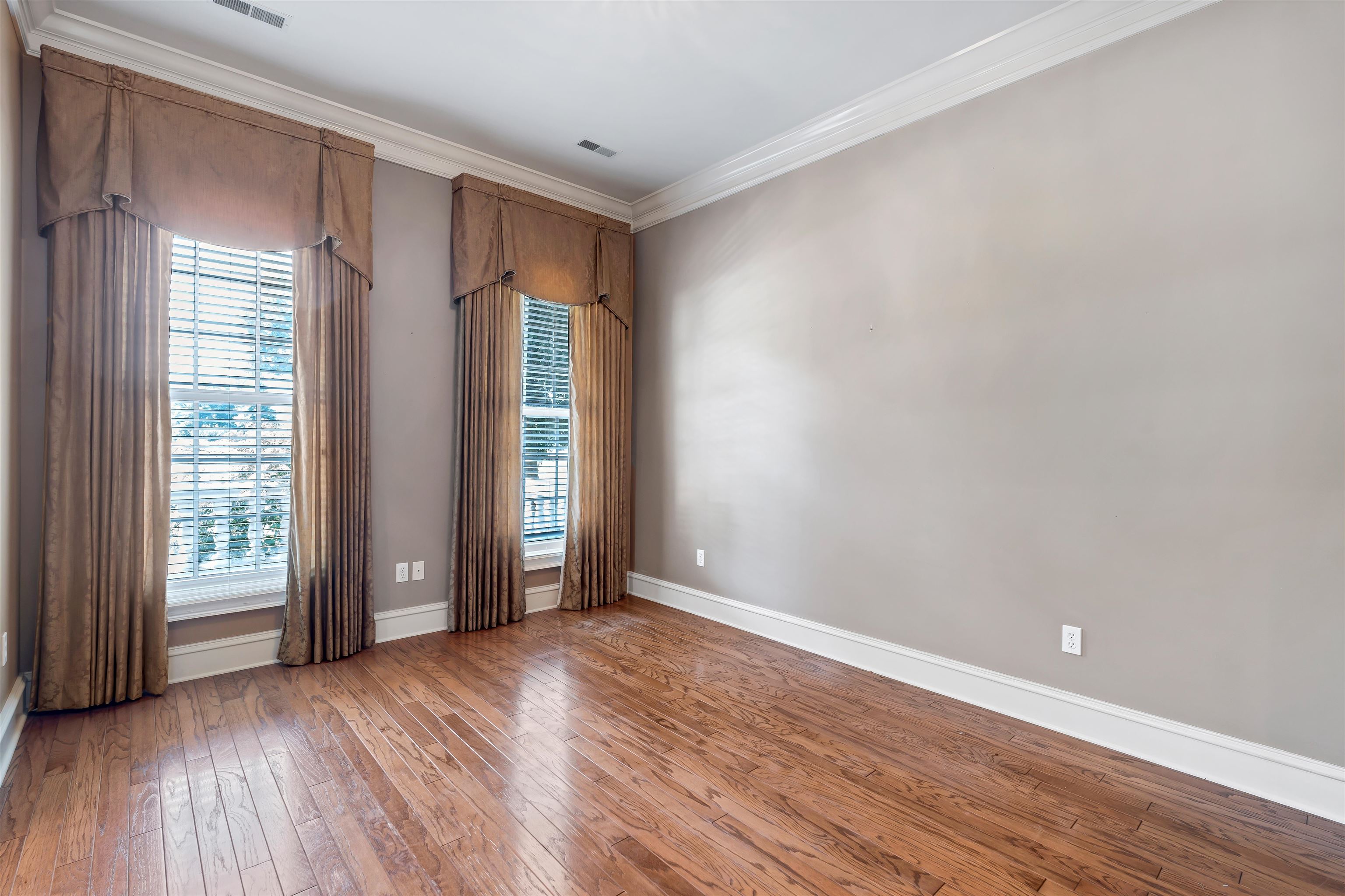 109  Winston  Paragould, AR