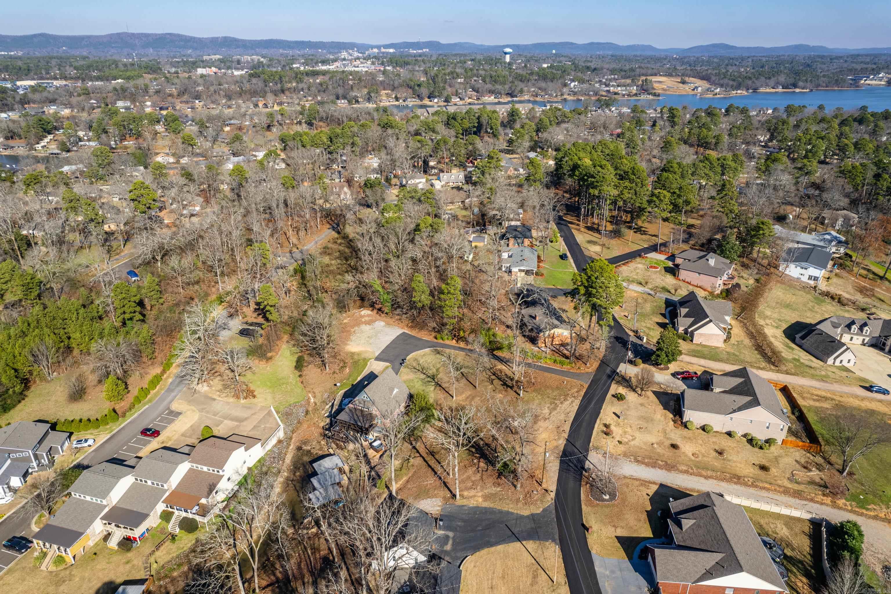 118  S Lakeland  Hot Springs, AR