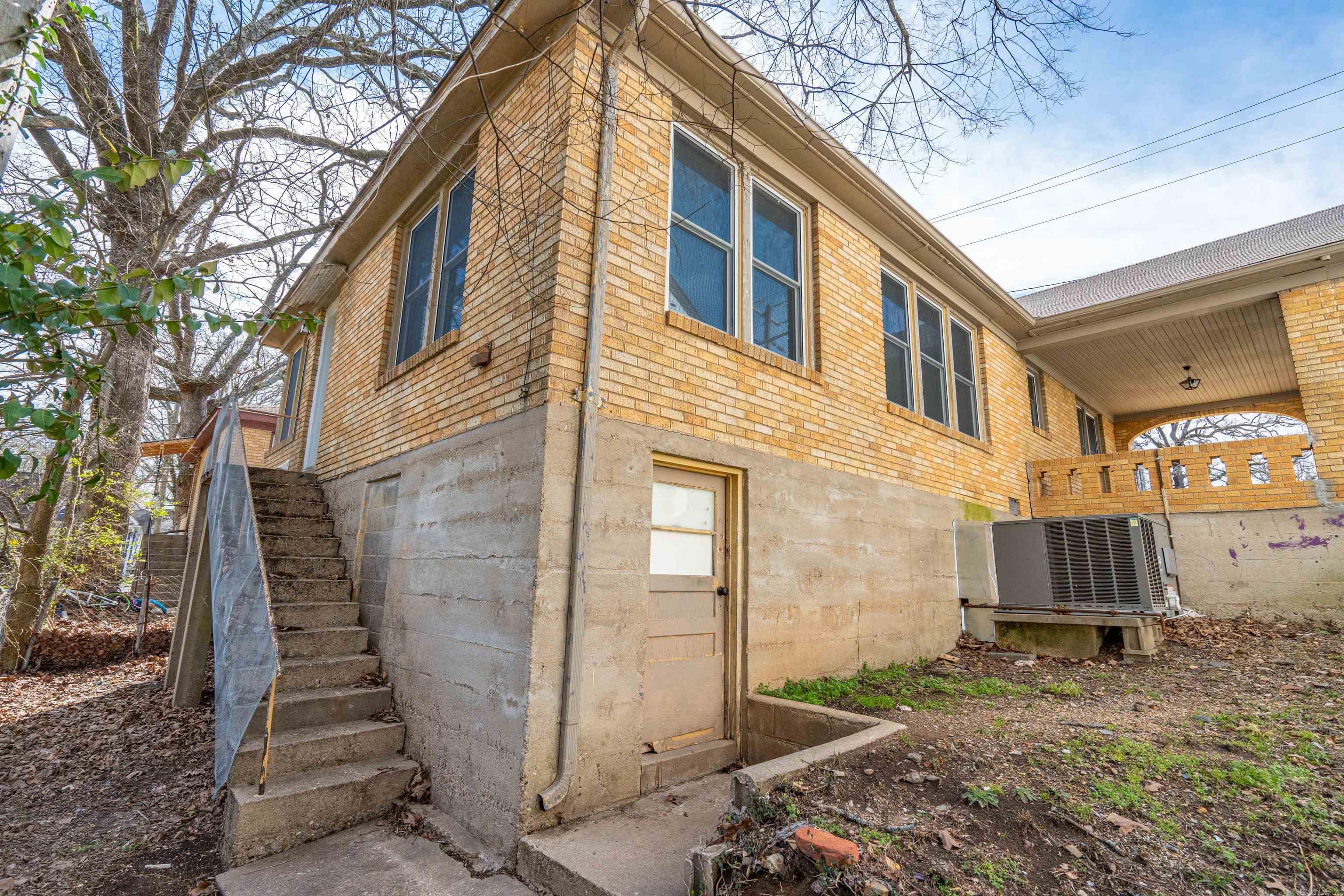 319  Linwood  Hot Springs, AR