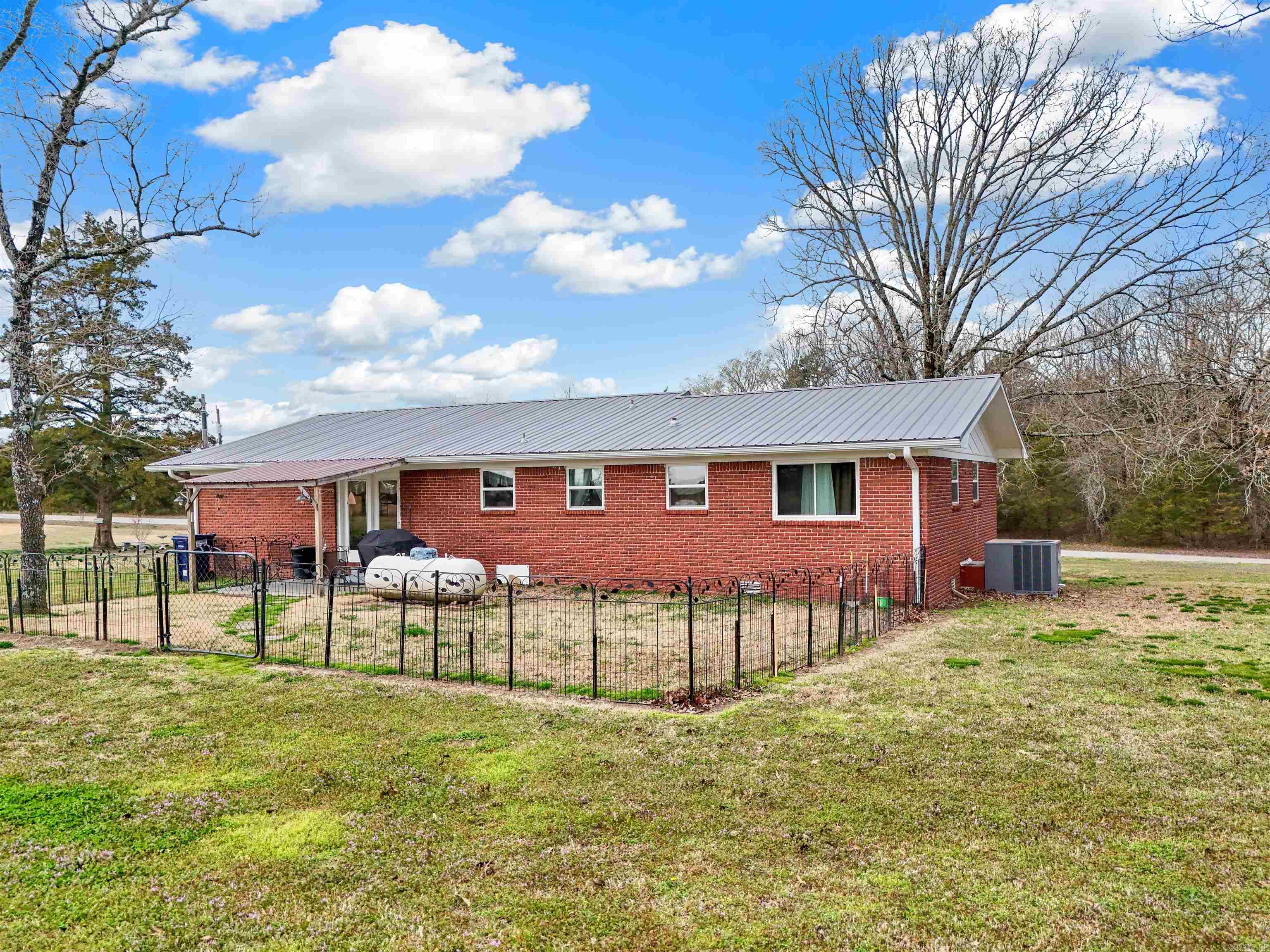 1599  Stacy Springs  Quitman, AR