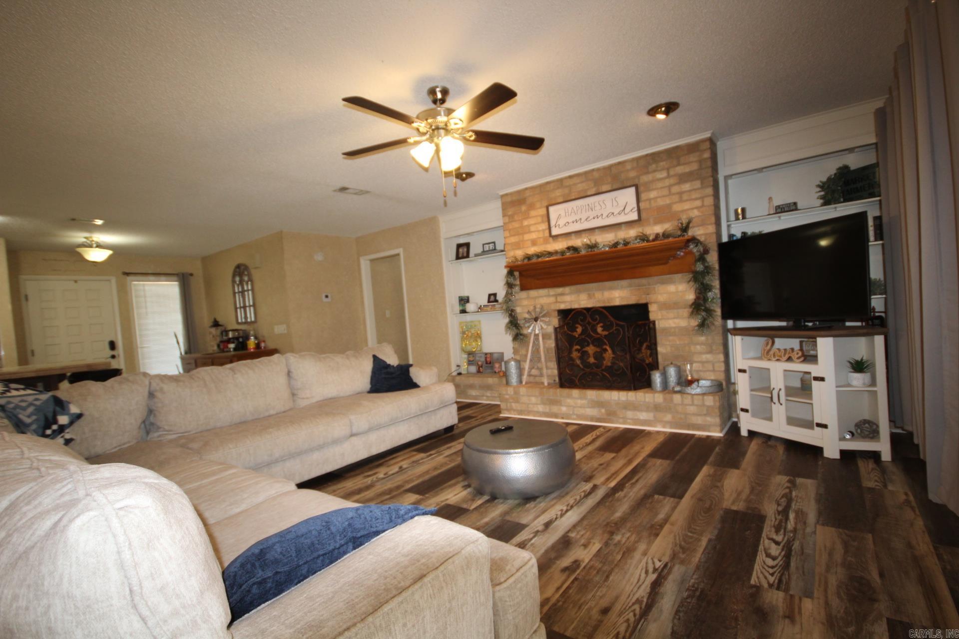 908  Ash  Nashville, AR