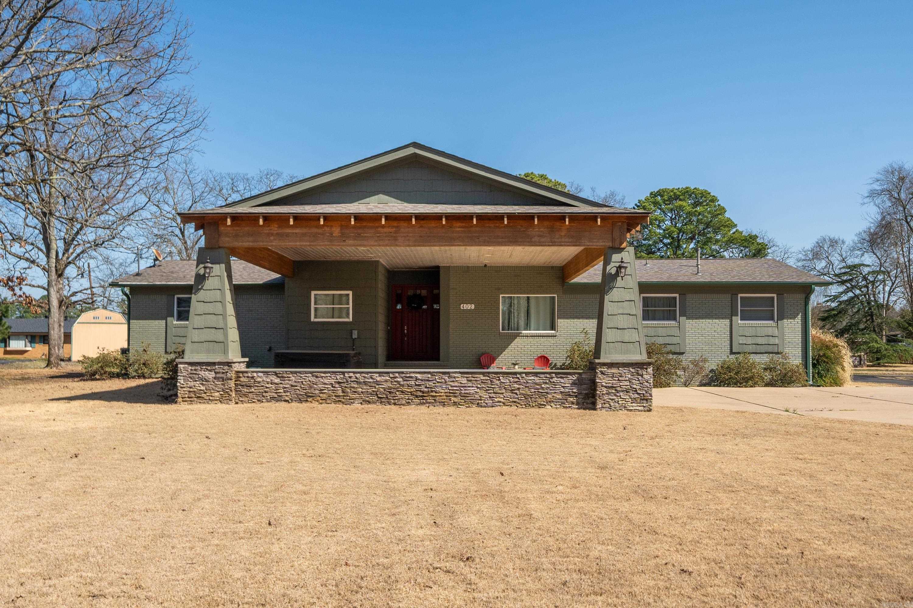 402 Caroline Acres Point