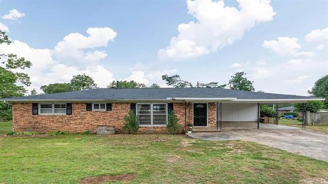2204 E Lee Ave  Sherwood, AR