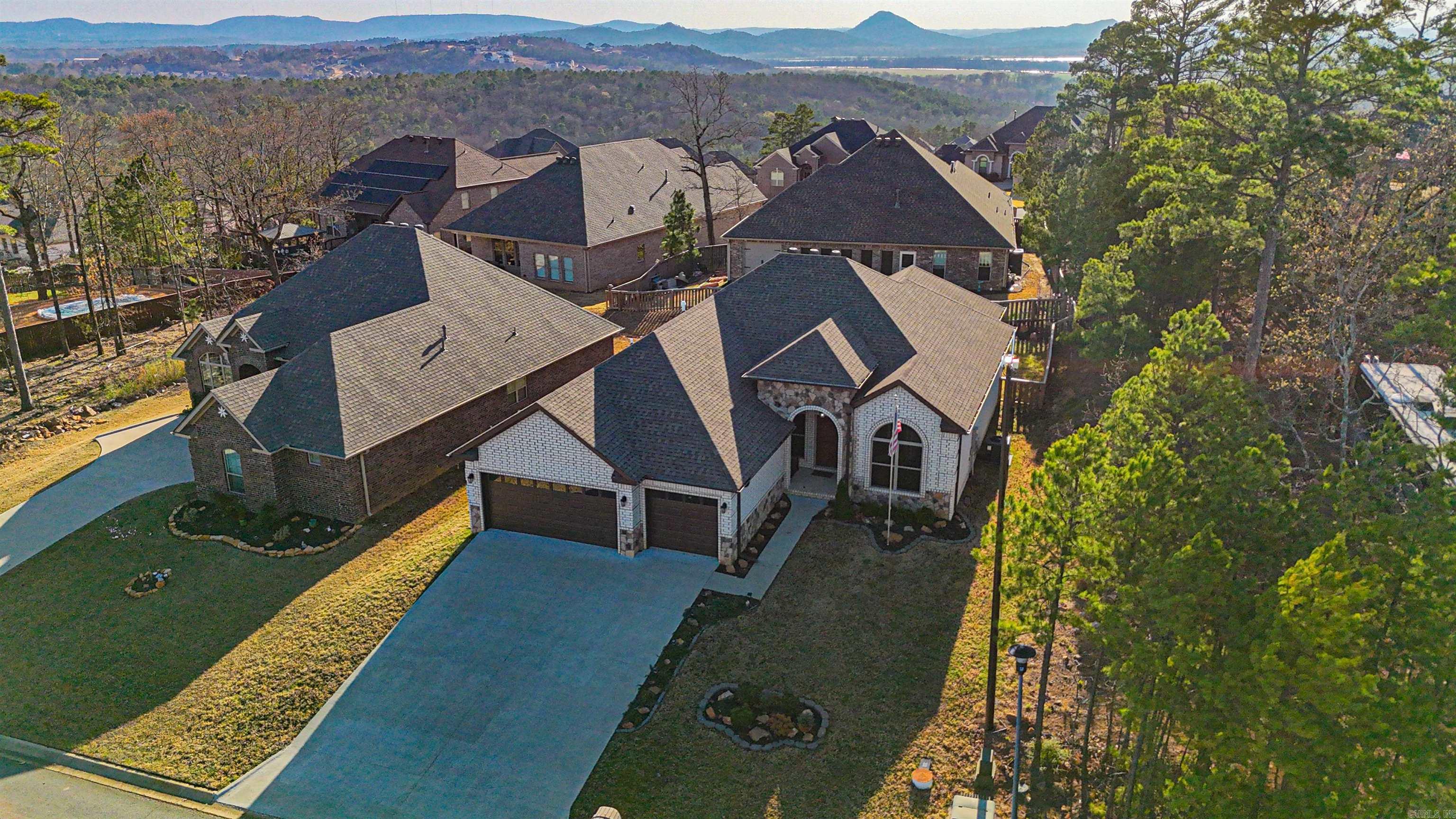 133  Majestic Circle  Maumelle, AR