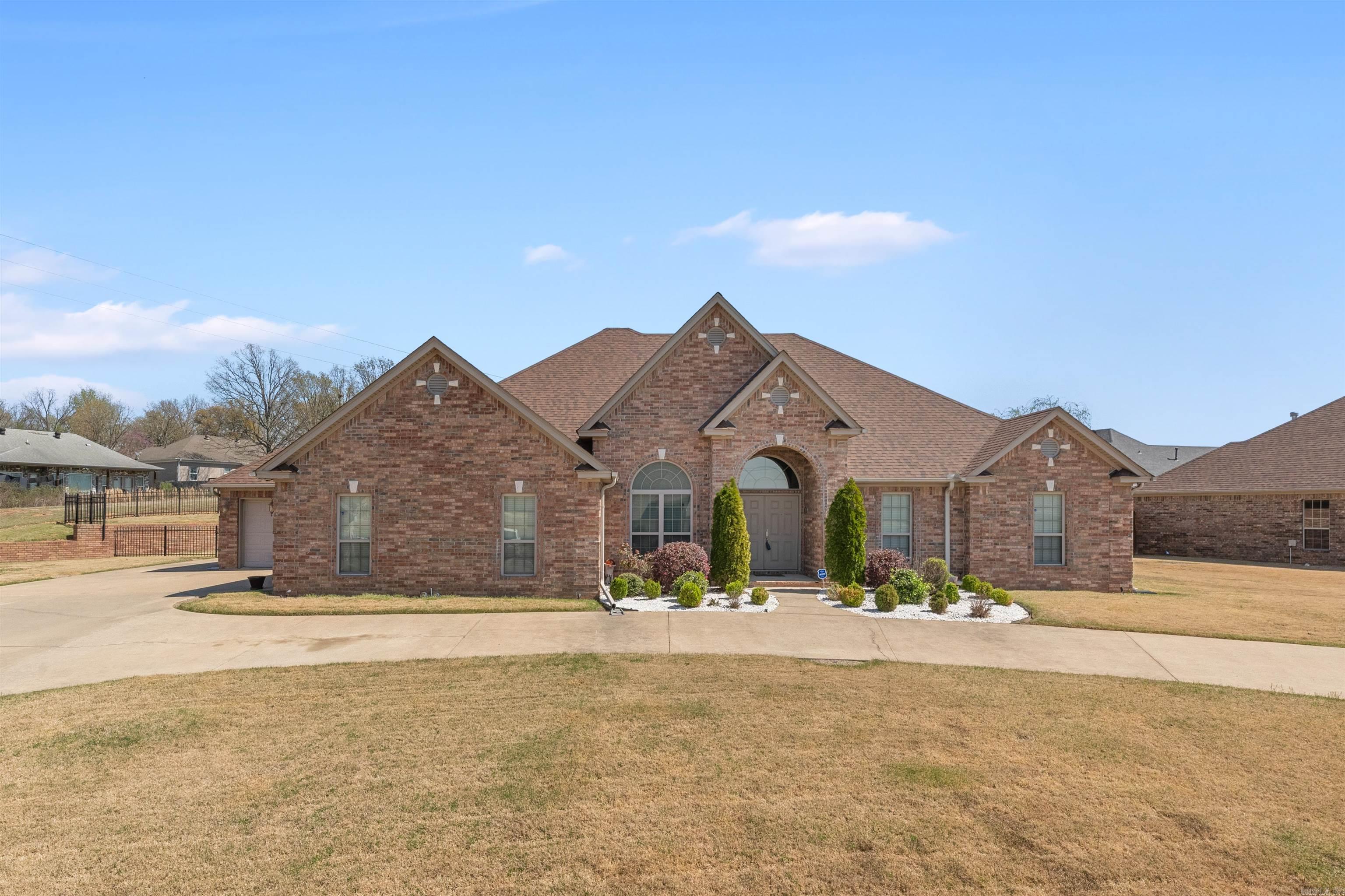 7204  Northlake Dr.  Jacksonville, AR