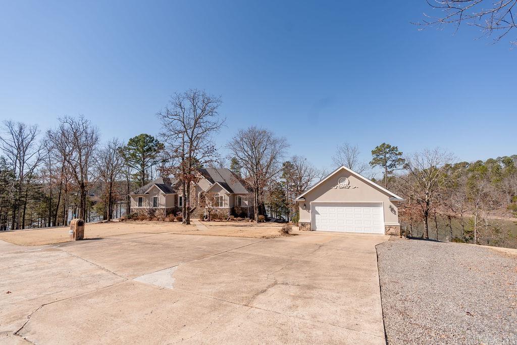 60  Pointe Dr  Edgemont, AR