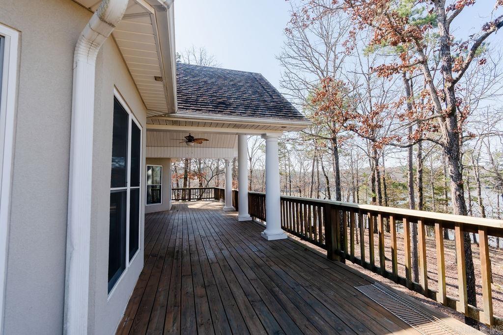 60  Pointe Dr  Edgemont, AR