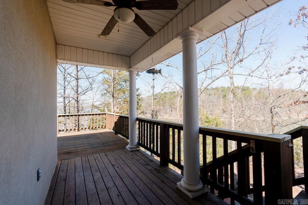 60  Pointe Dr  Edgemont, AR
