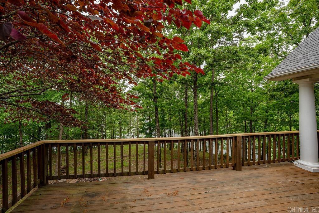 60  Pointe Dr  Edgemont, AR