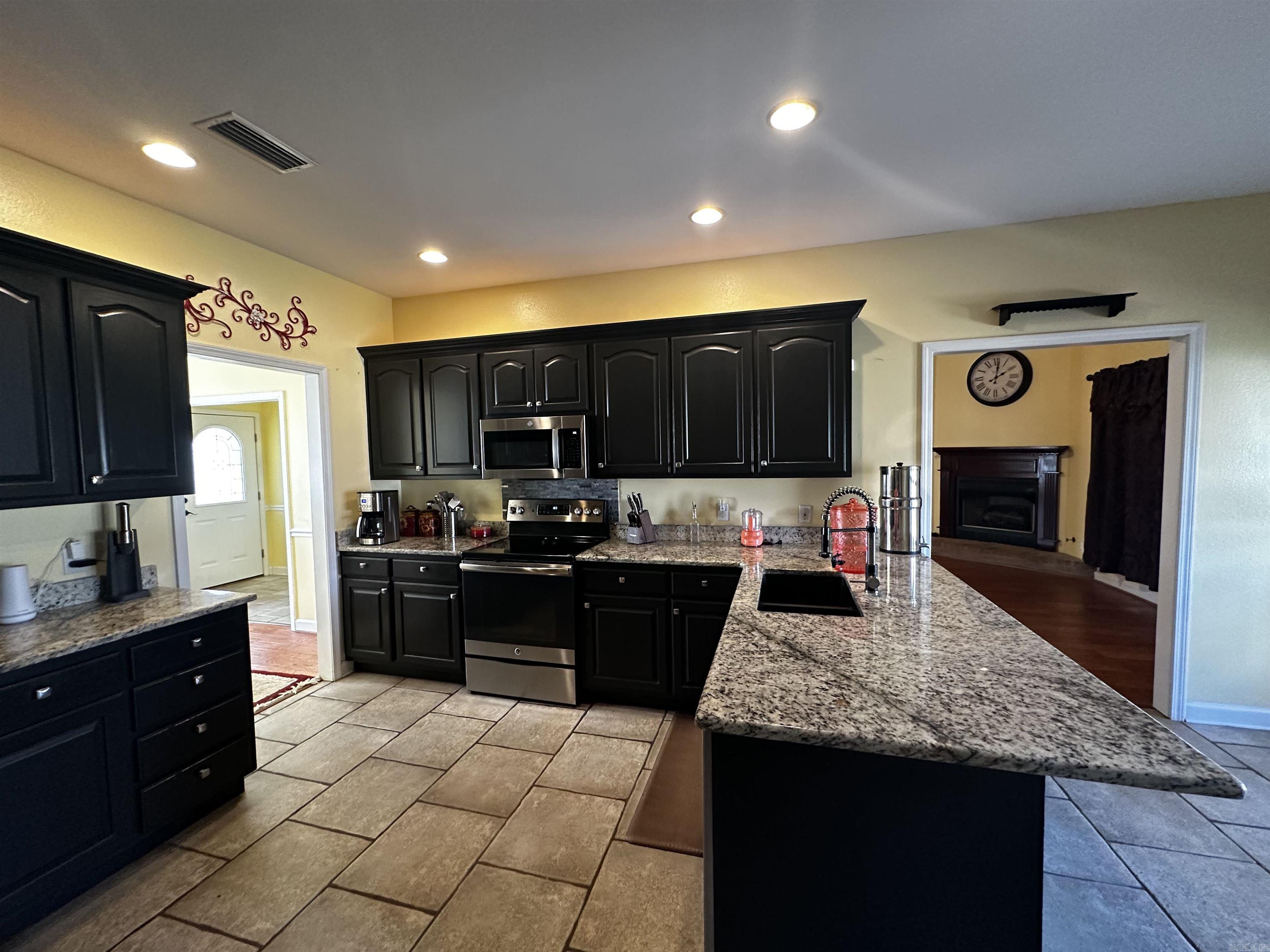 118  Oakleaf  Beebe, AR