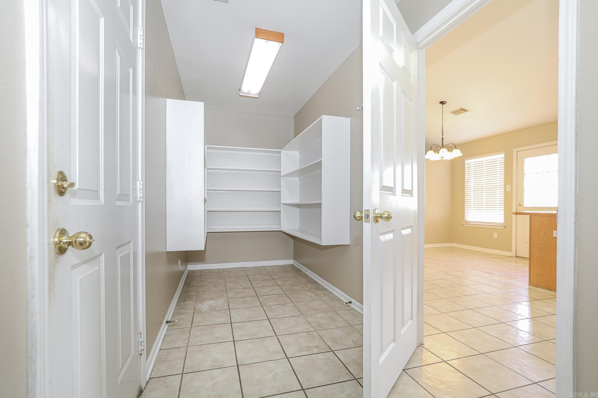 1004  Stamford Dr  Benton, AR