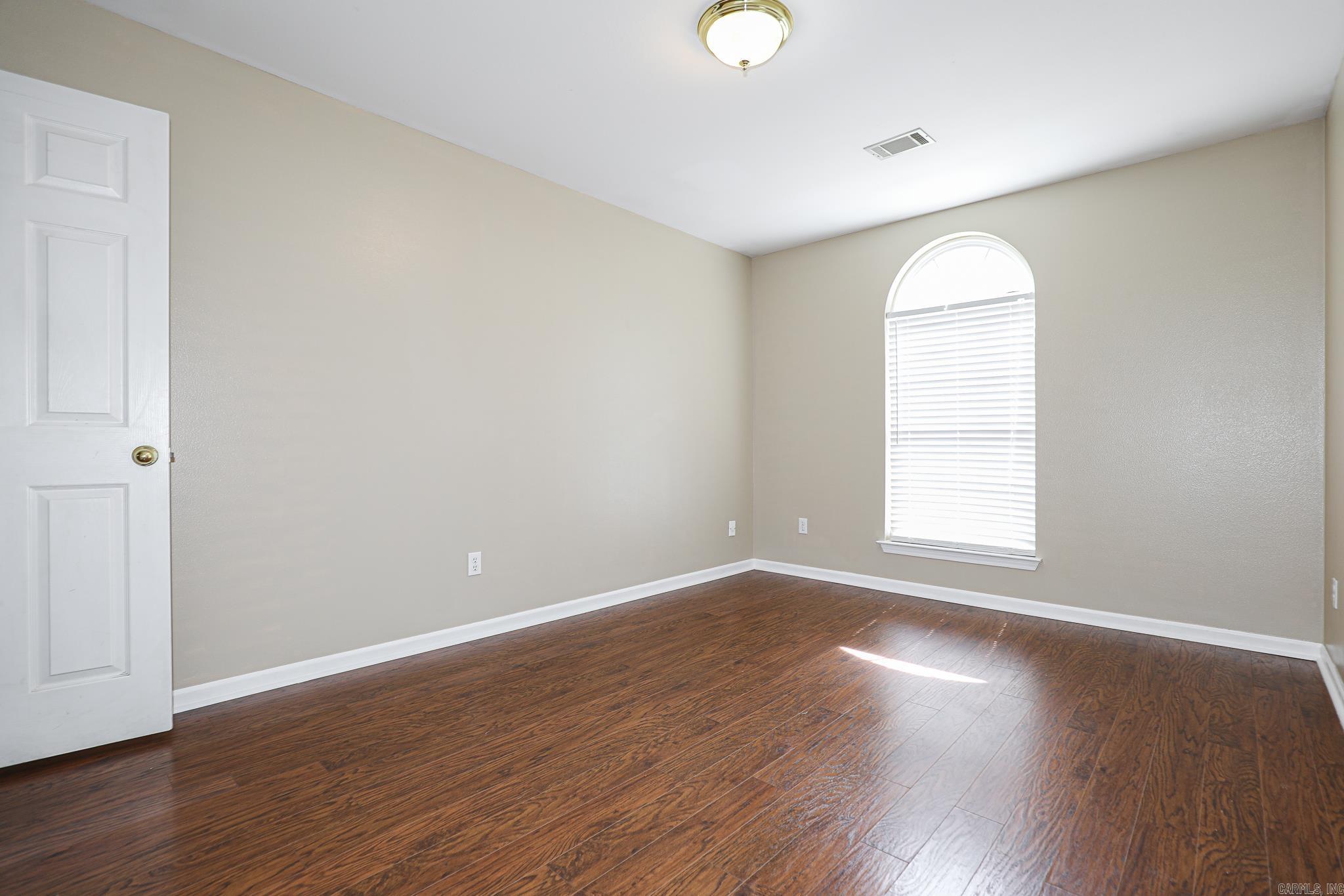 1004 Stamford Dr  Benton, AR
