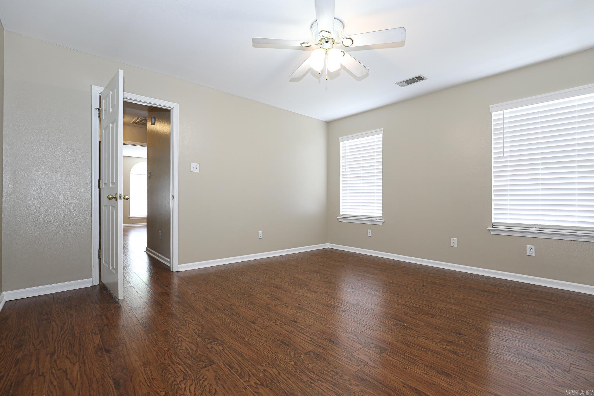 1004  Stamford Dr  Benton, AR