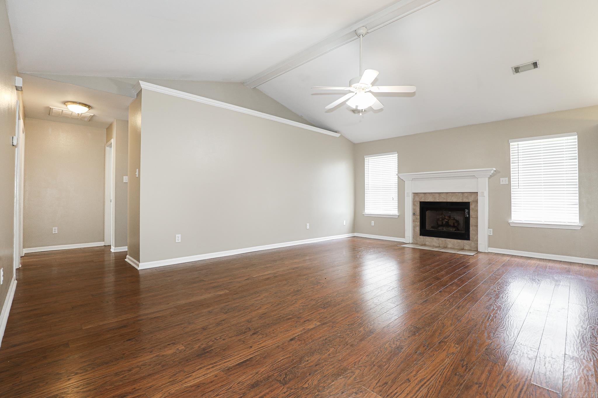 1004  Stamford Dr  Benton, AR