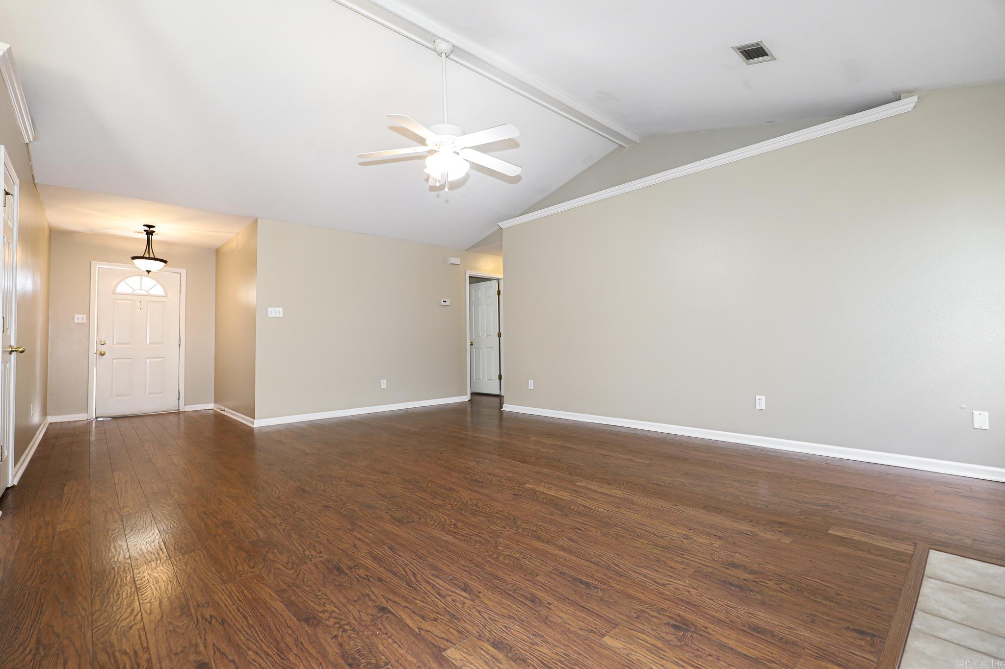 1004 Stamford Dr  Benton, AR