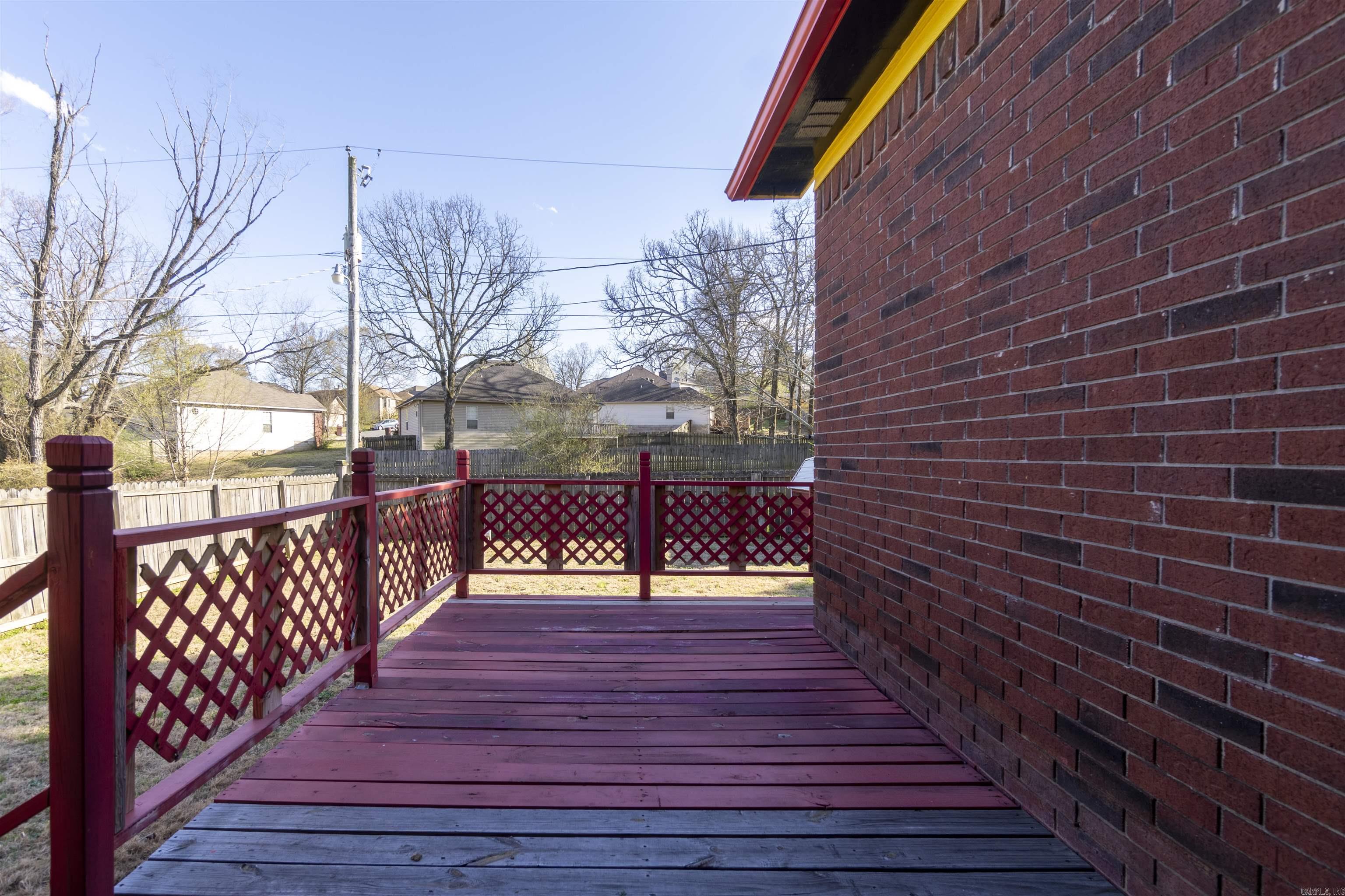 207  Amber Oaks Dr  Sherwood, AR