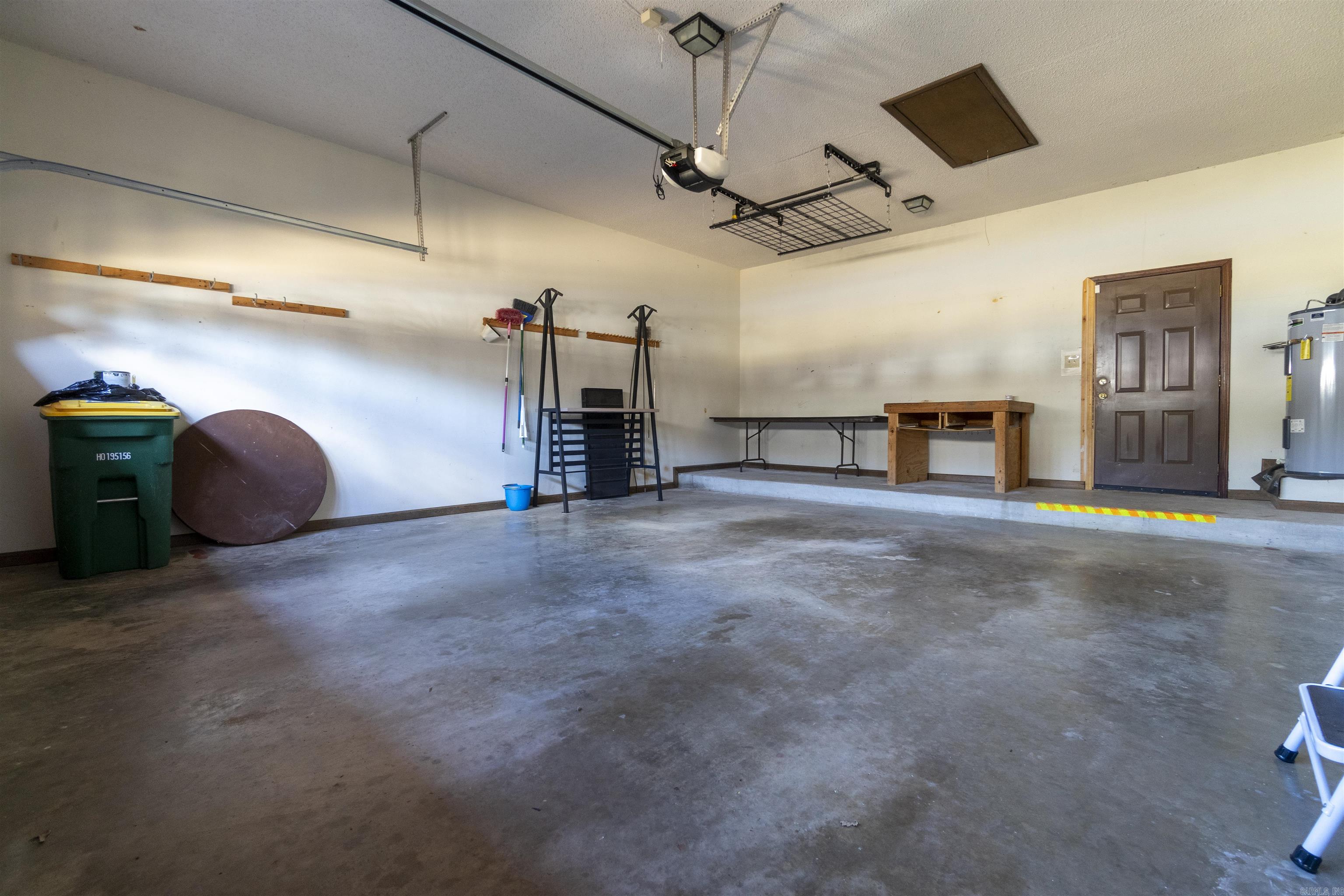 207  Amber Oaks Dr  Sherwood, AR