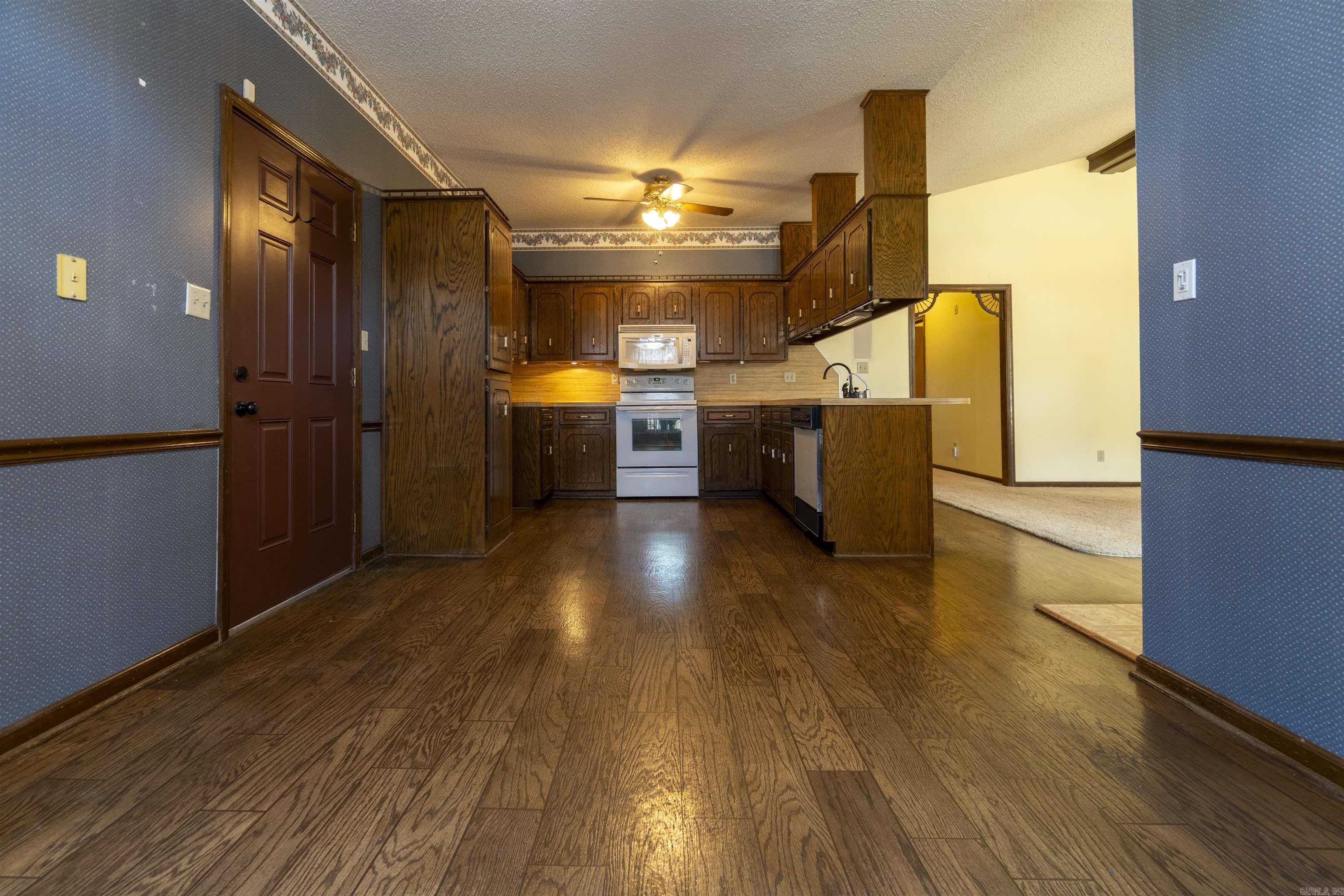 207  Amber Oaks Dr  Sherwood, AR
