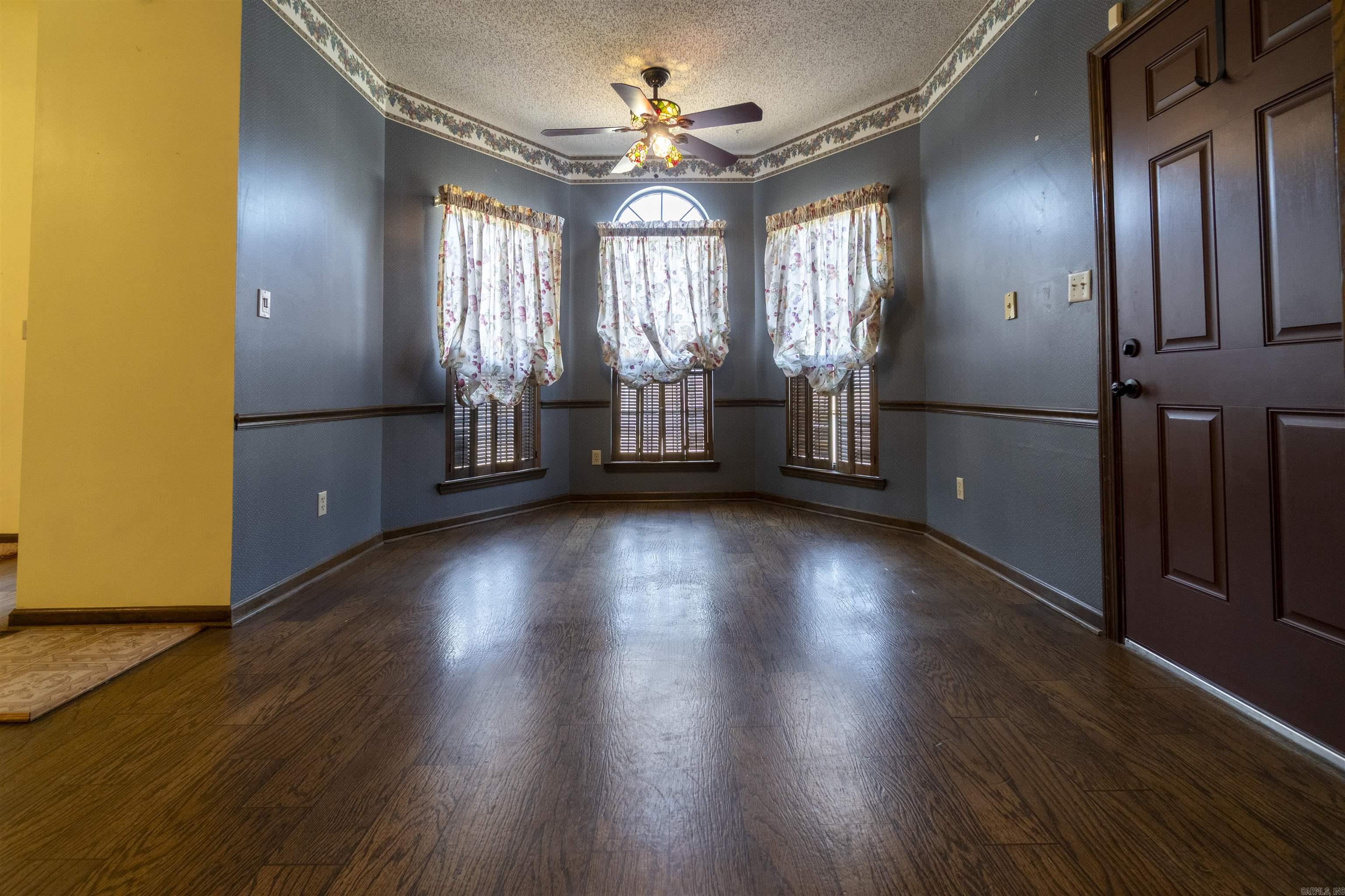 207  Amber Oaks Dr  Sherwood, AR