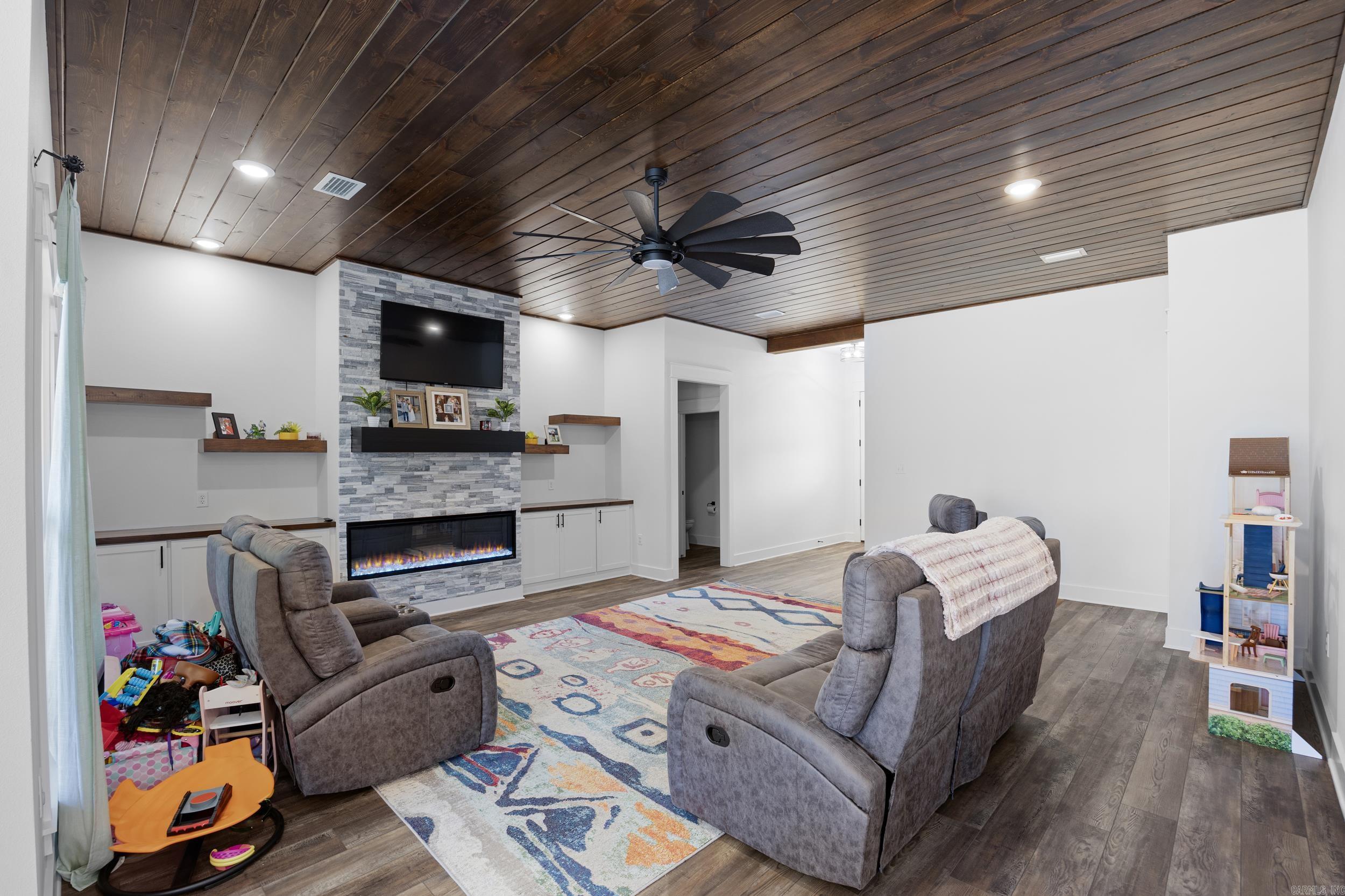 11  Gary  Plumerville, AR