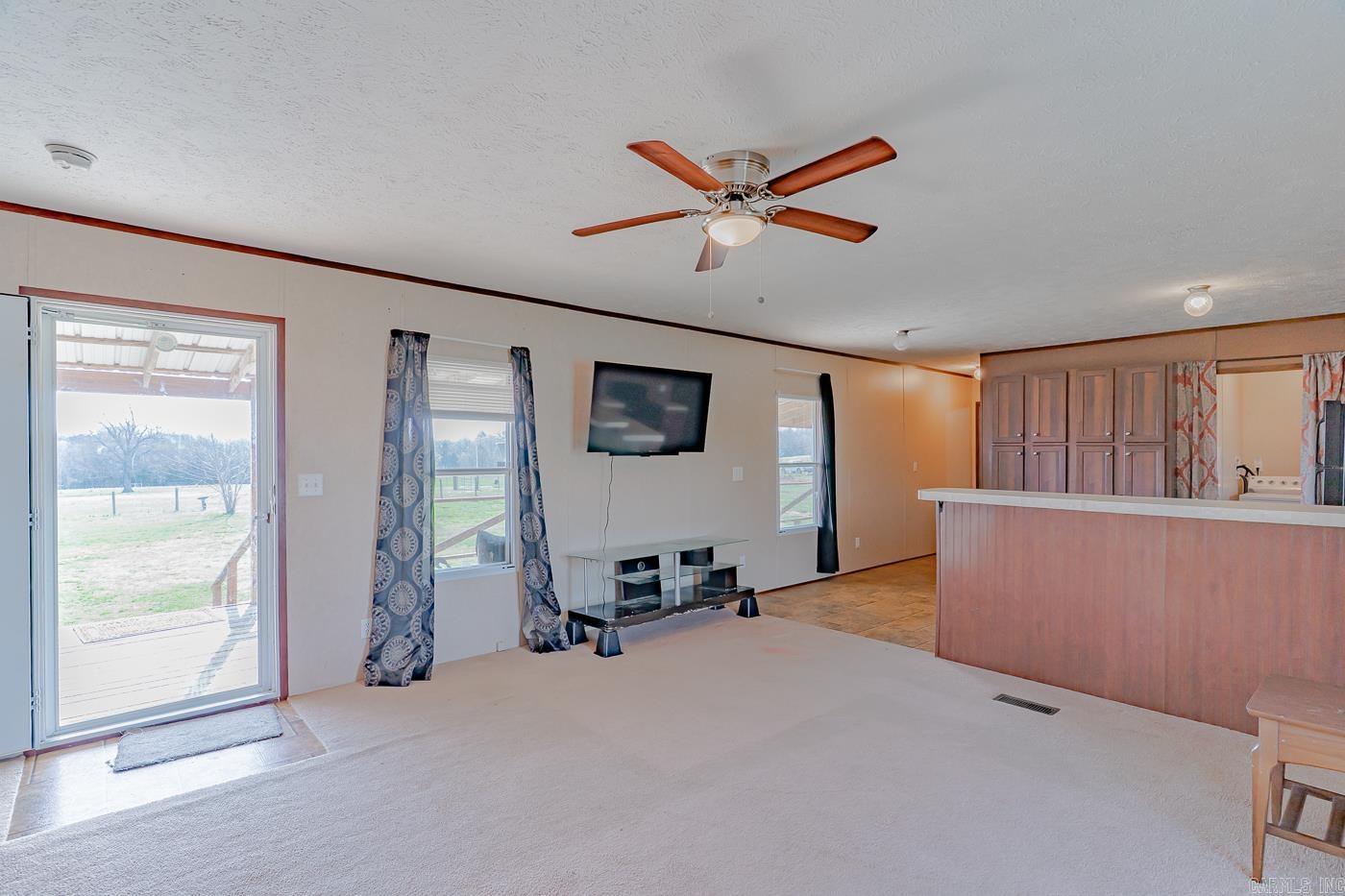 188  Red Hawk  Glencoe, AR