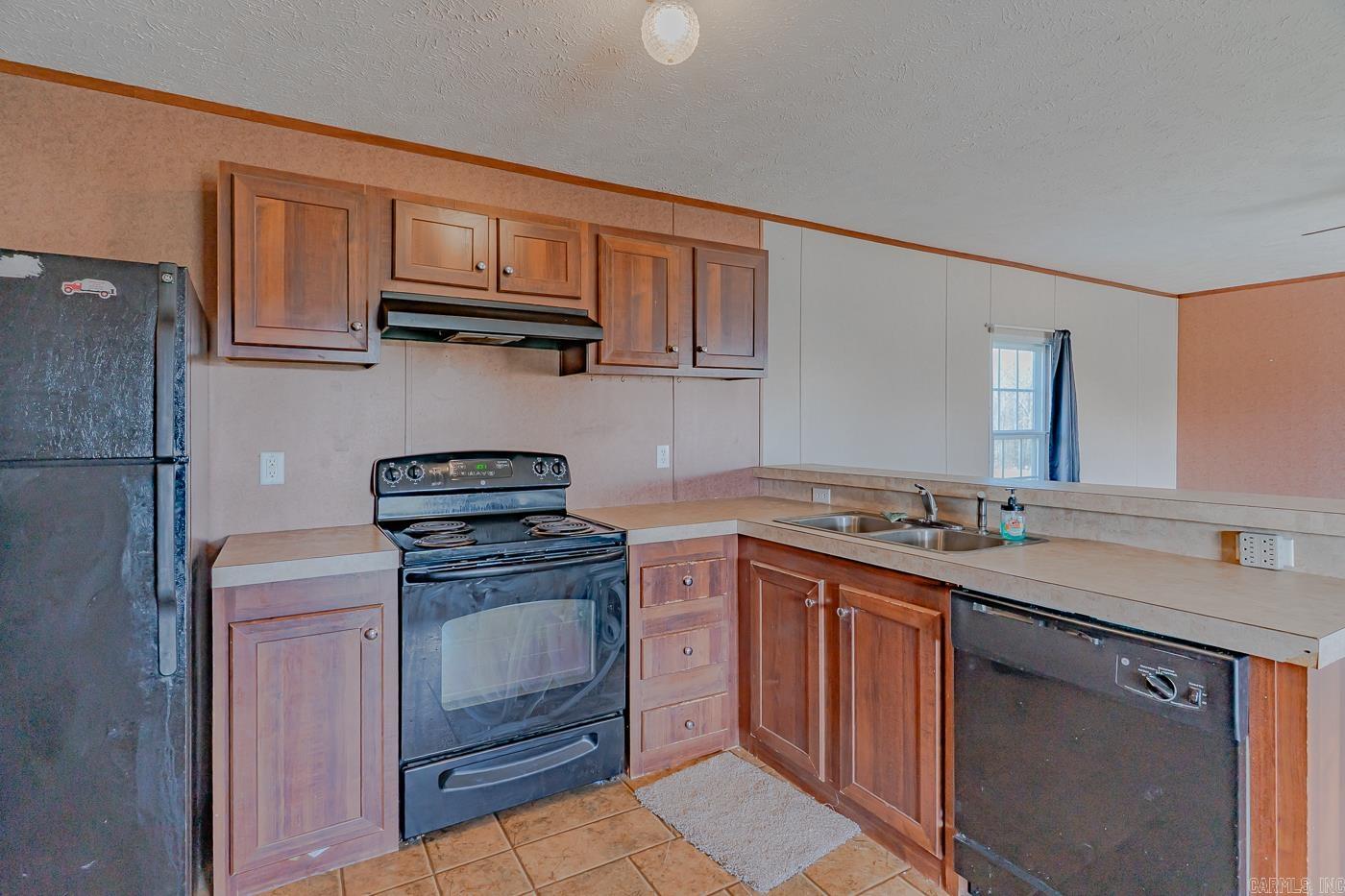 188  Red Hawk  Glencoe, AR