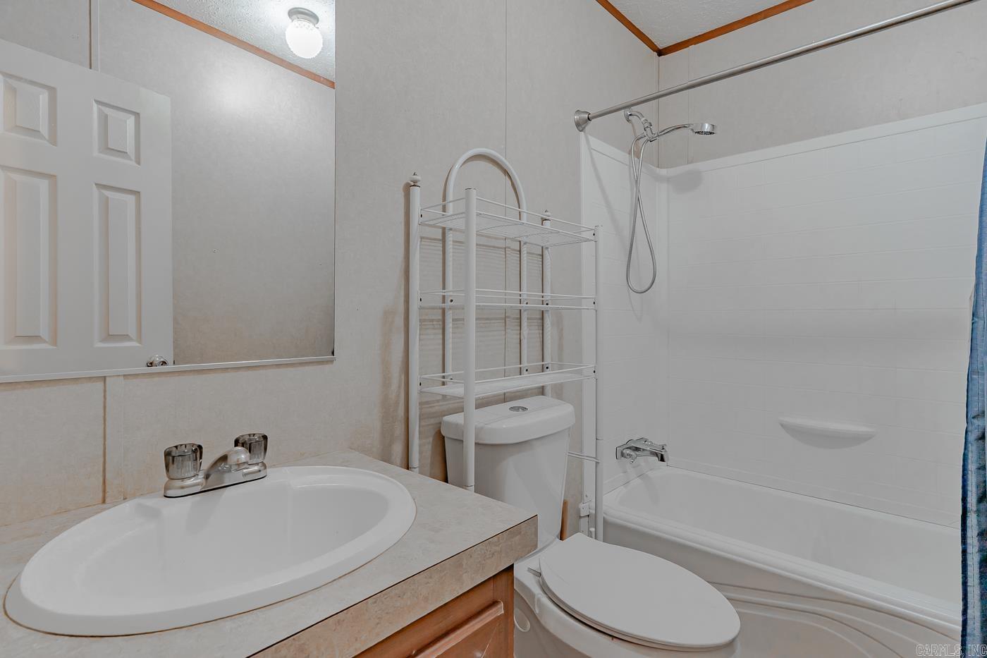 188  Red Hawk  Glencoe, AR
