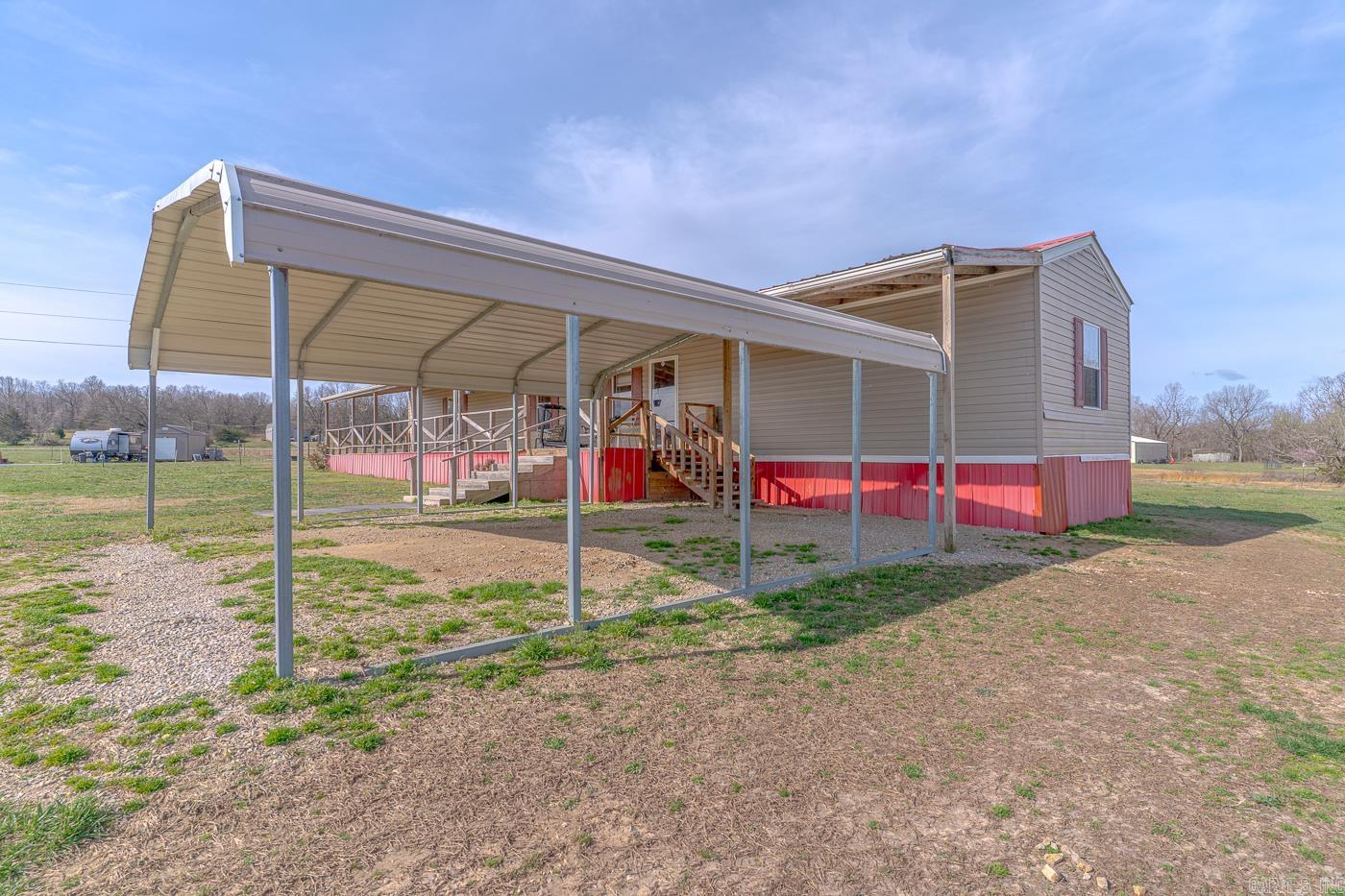 188  Red Hawk  Glencoe, AR