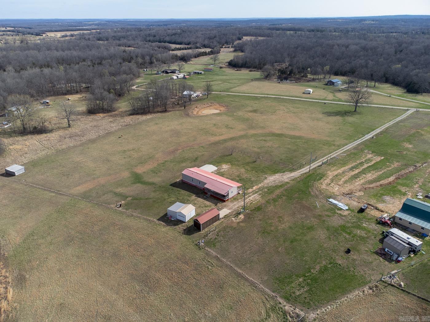 188  Red Hawk  Glencoe, AR