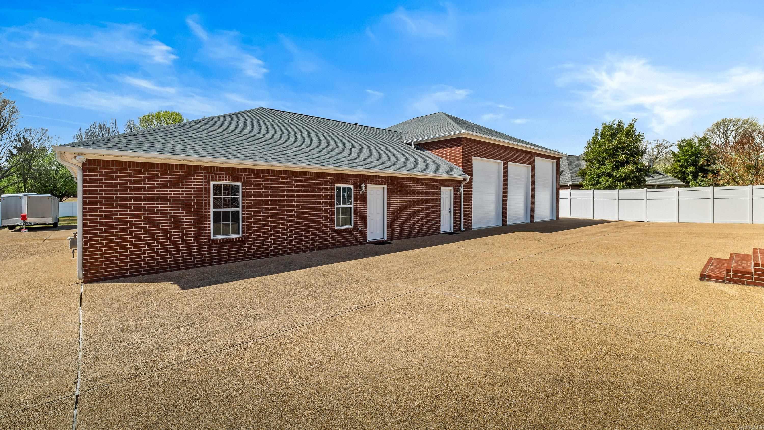 7207 N Richland  Texarkana, TX
