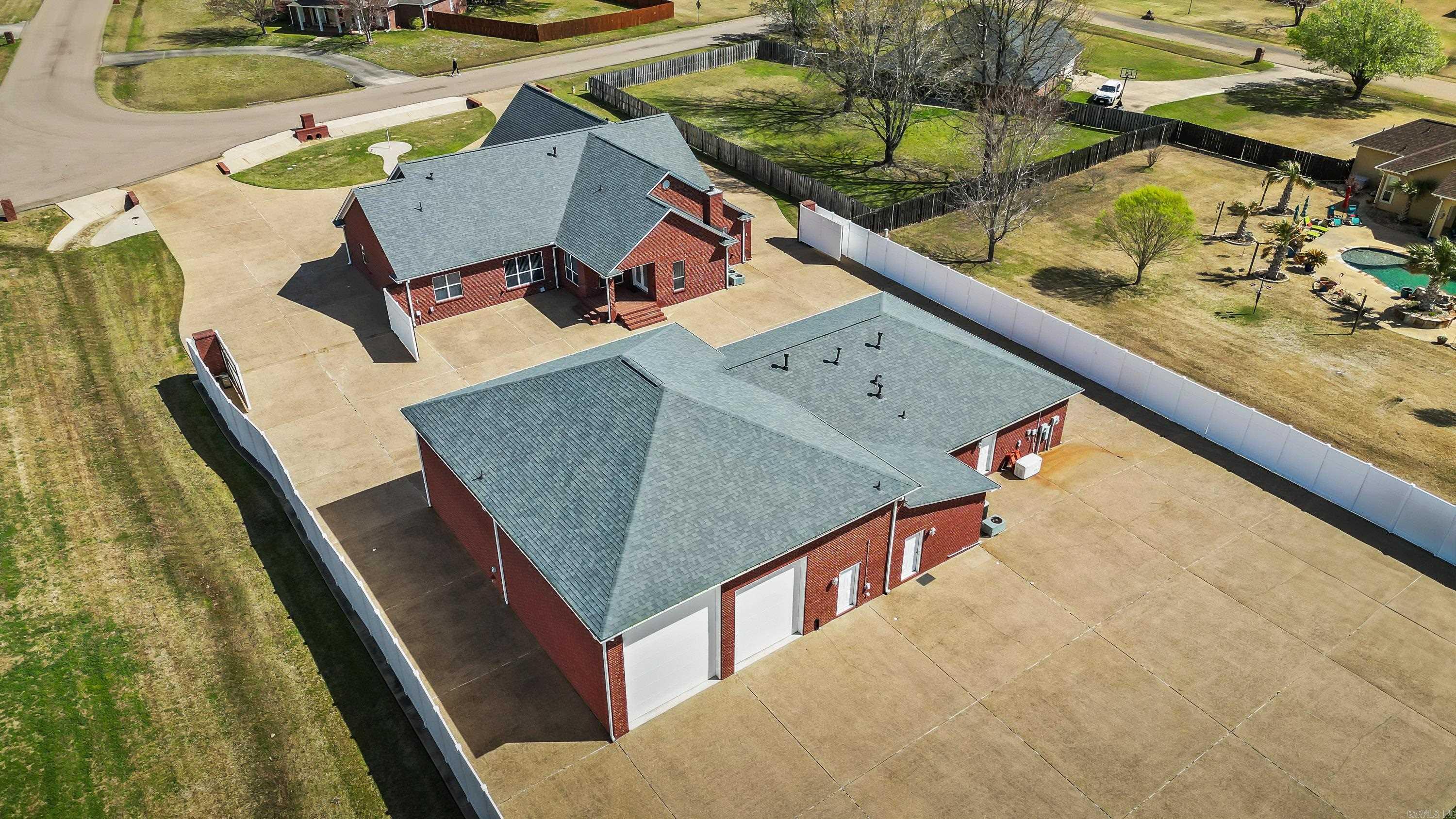 7207 N Richland  Texarkana, TX
