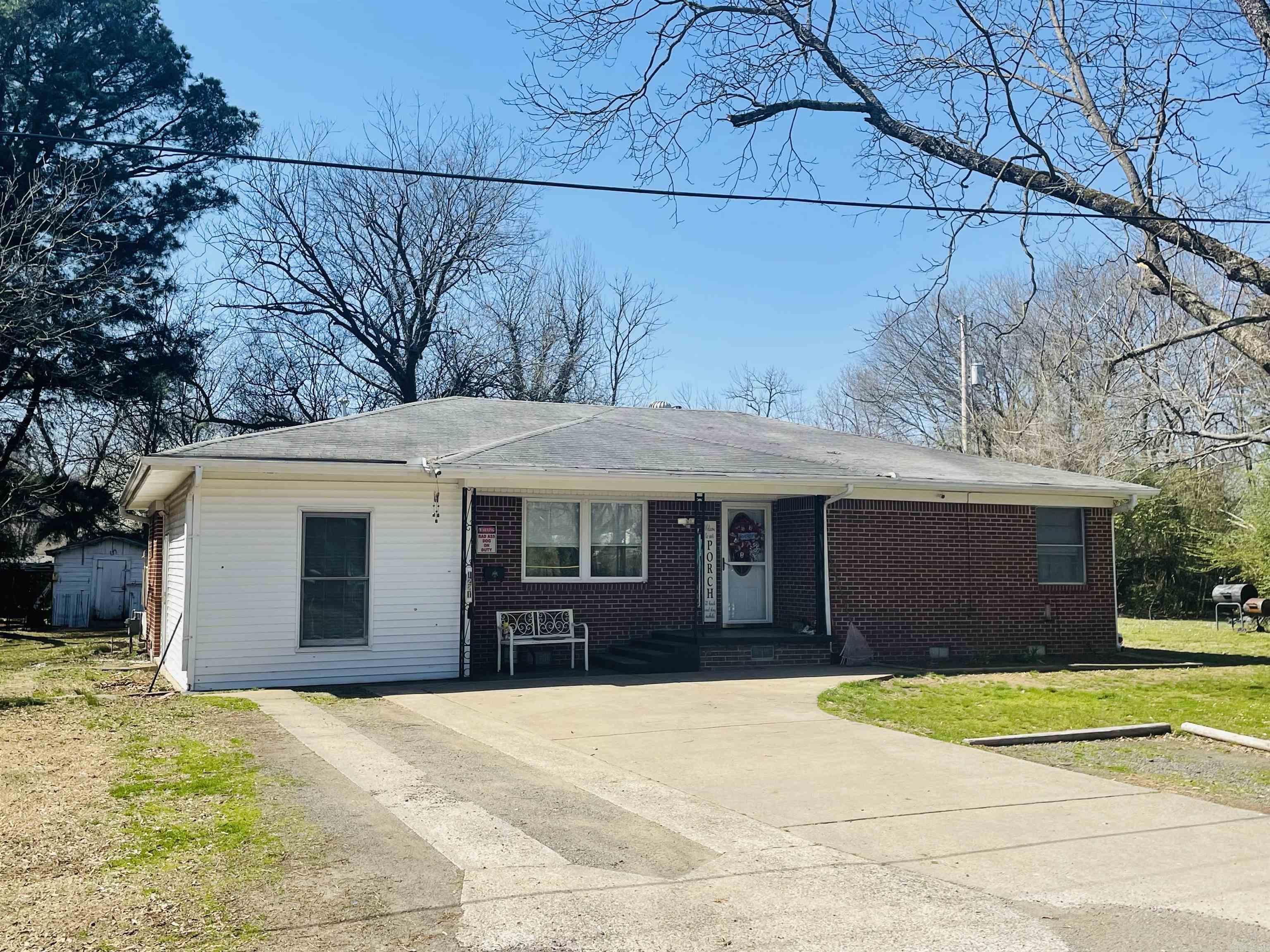 1220 & 1221 Ash Street Conway, AR 72034