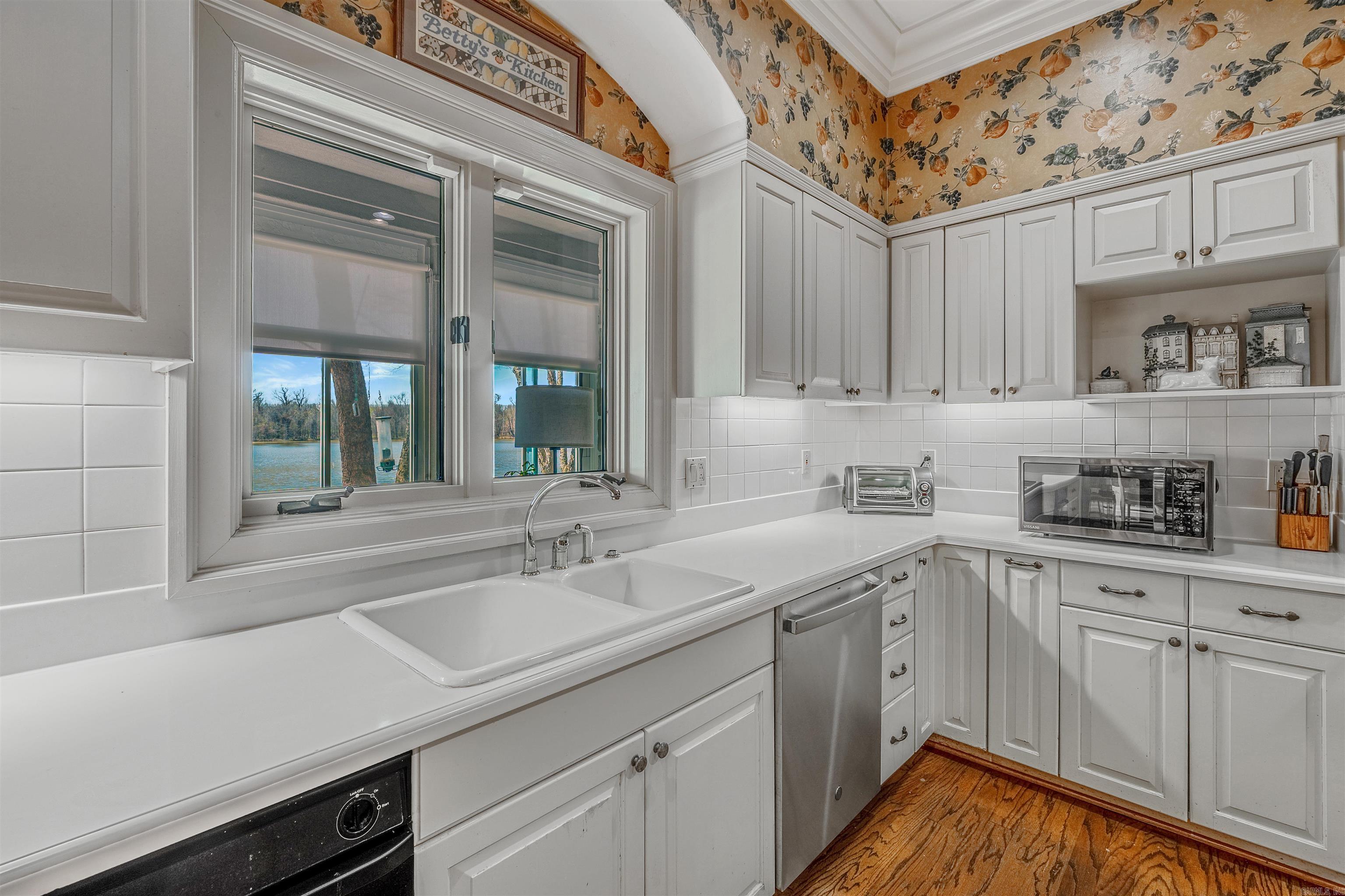32  Riverwood Cove  Maumelle, AR