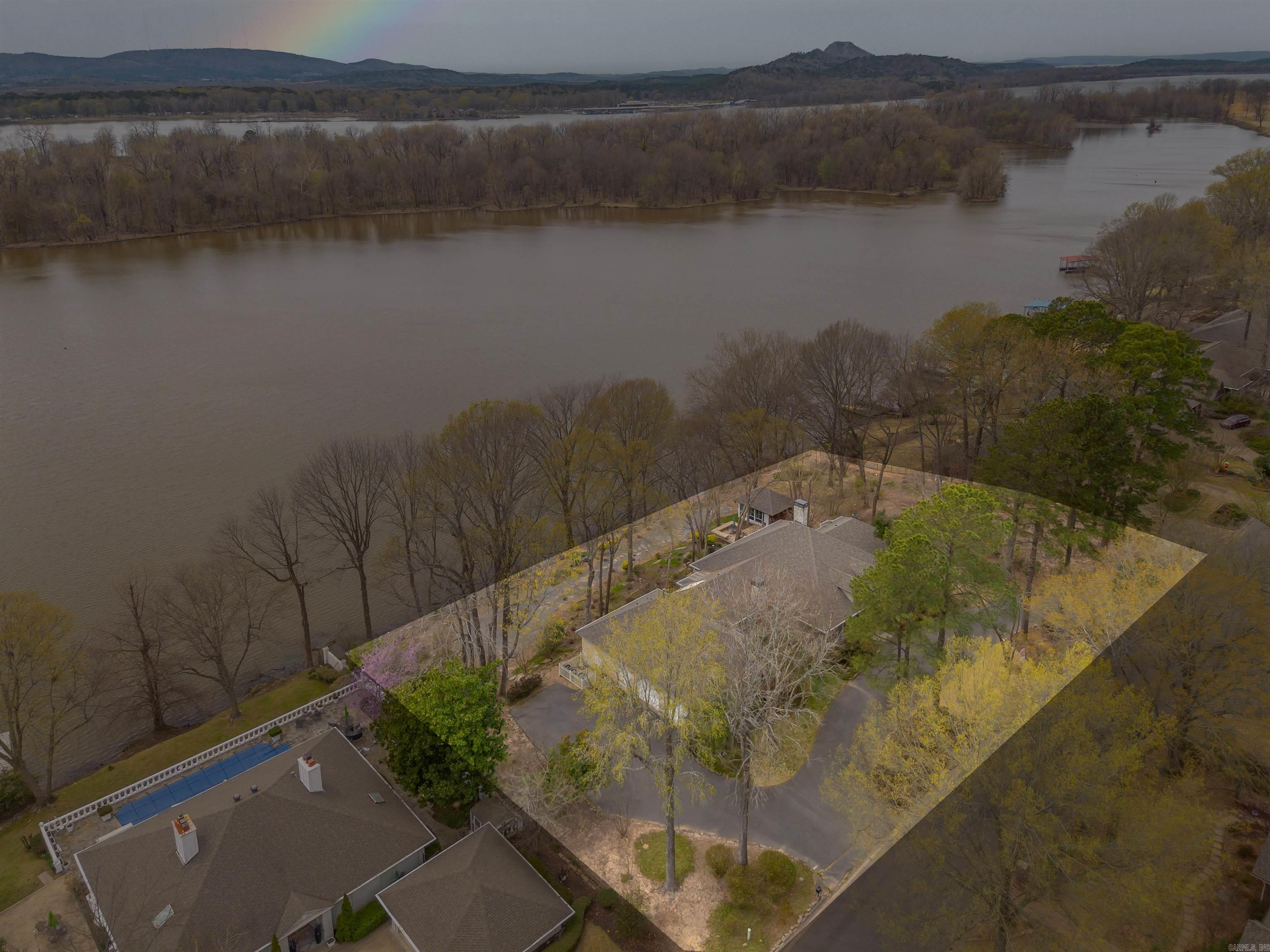 32  Riverwood Cove  Maumelle, AR