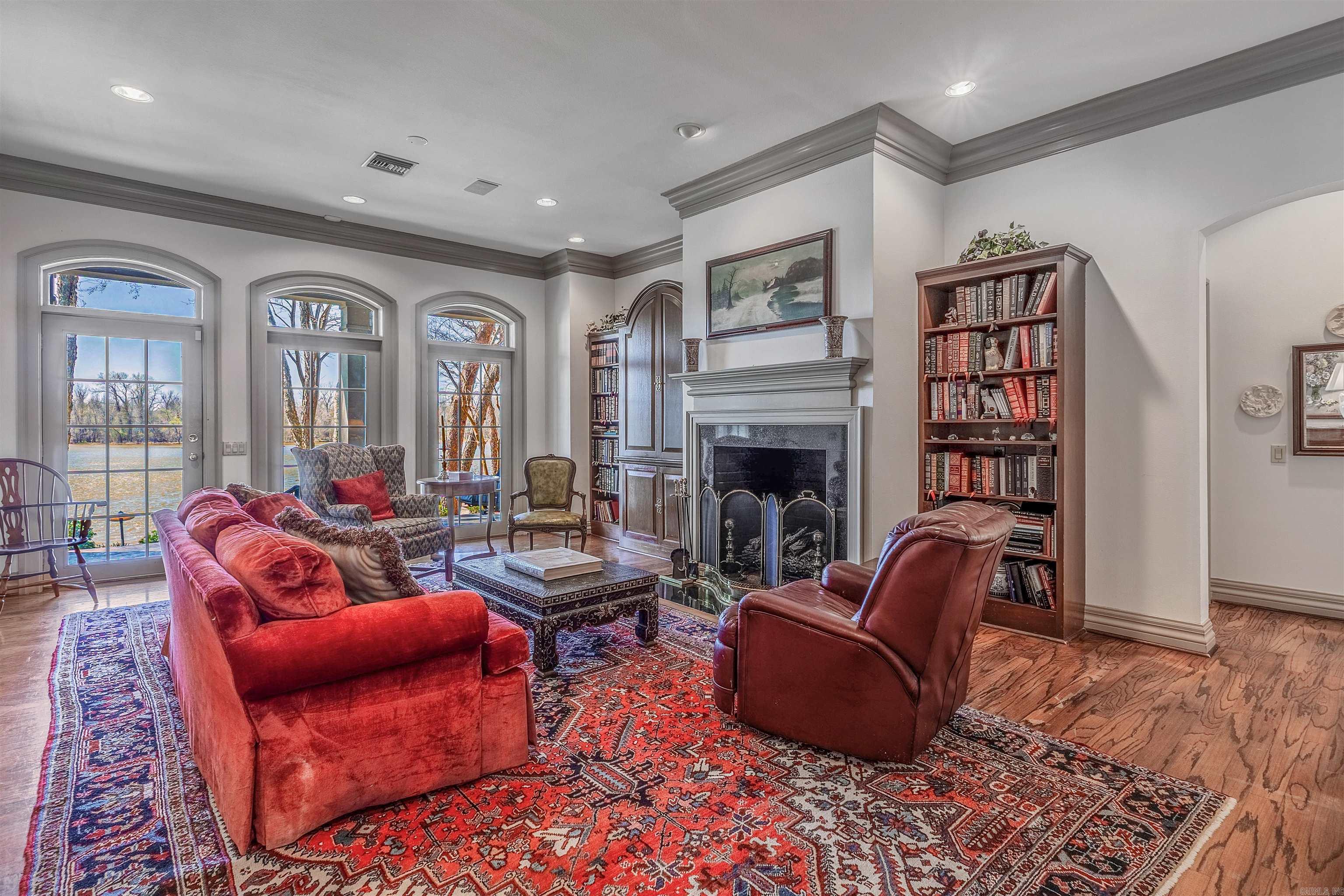 32  Riverwood Cove  Maumelle, AR