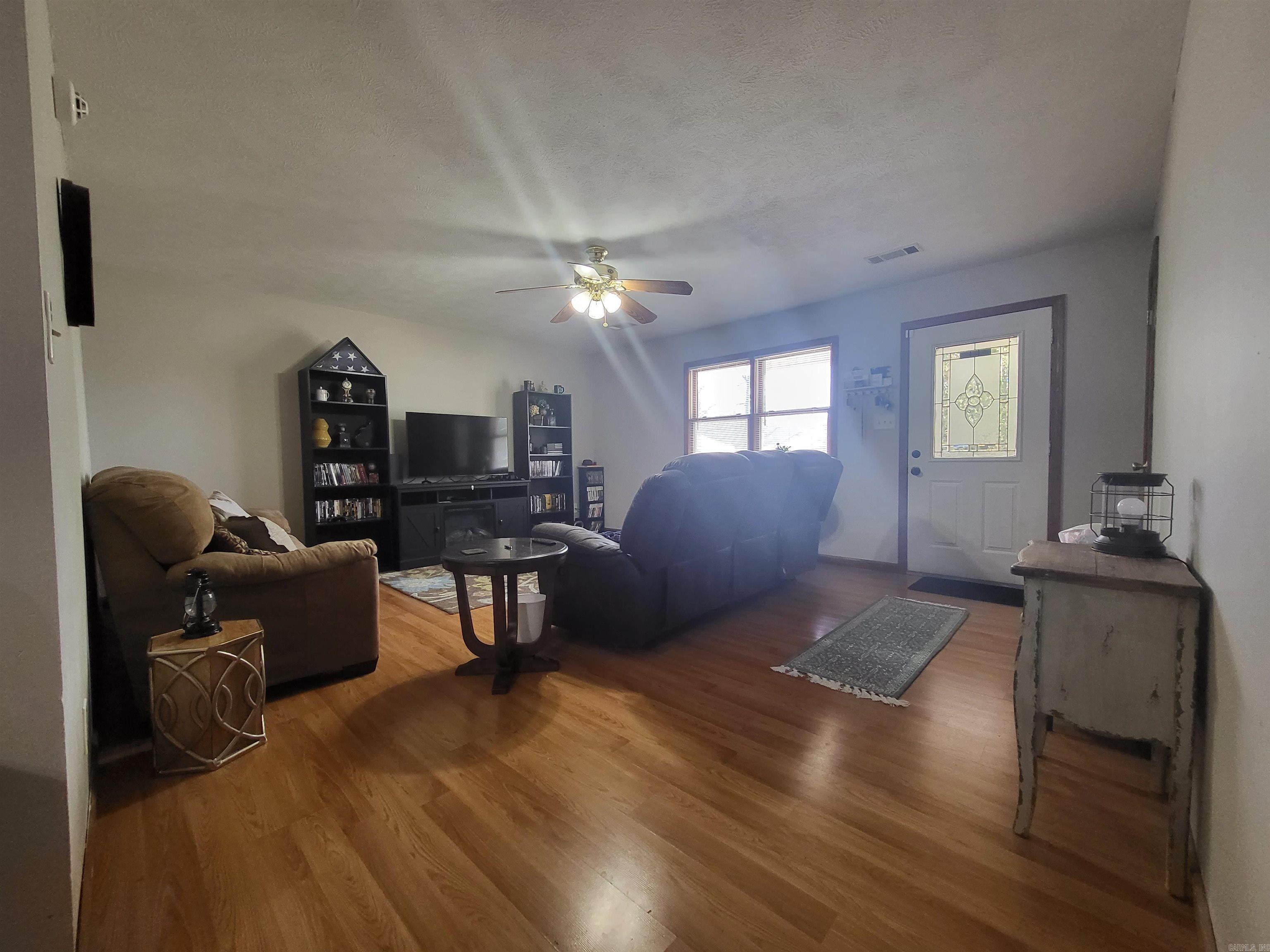 24  Newcastle  Cabot, AR