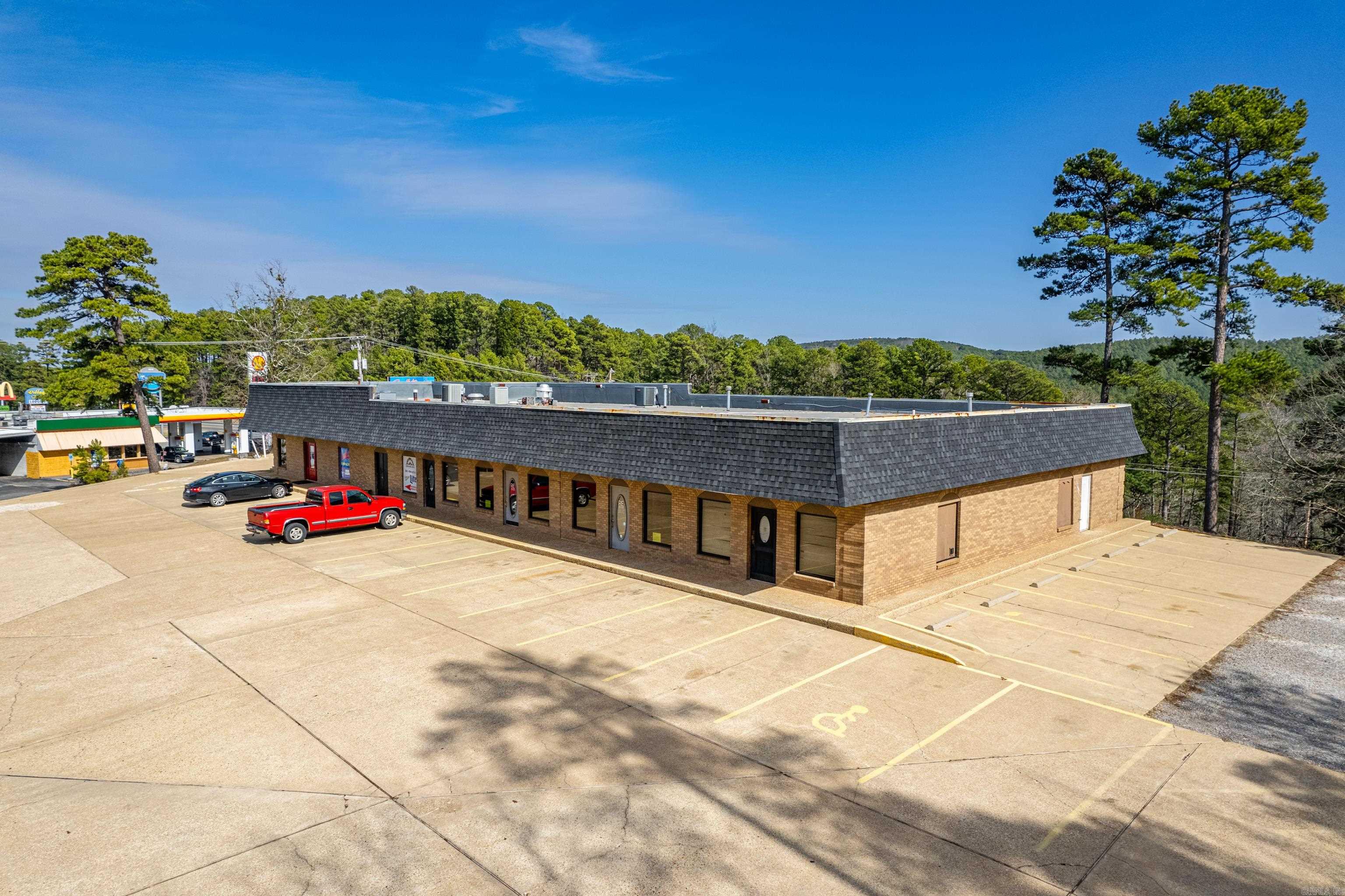 127  Mcneely  Hot Springs, AR