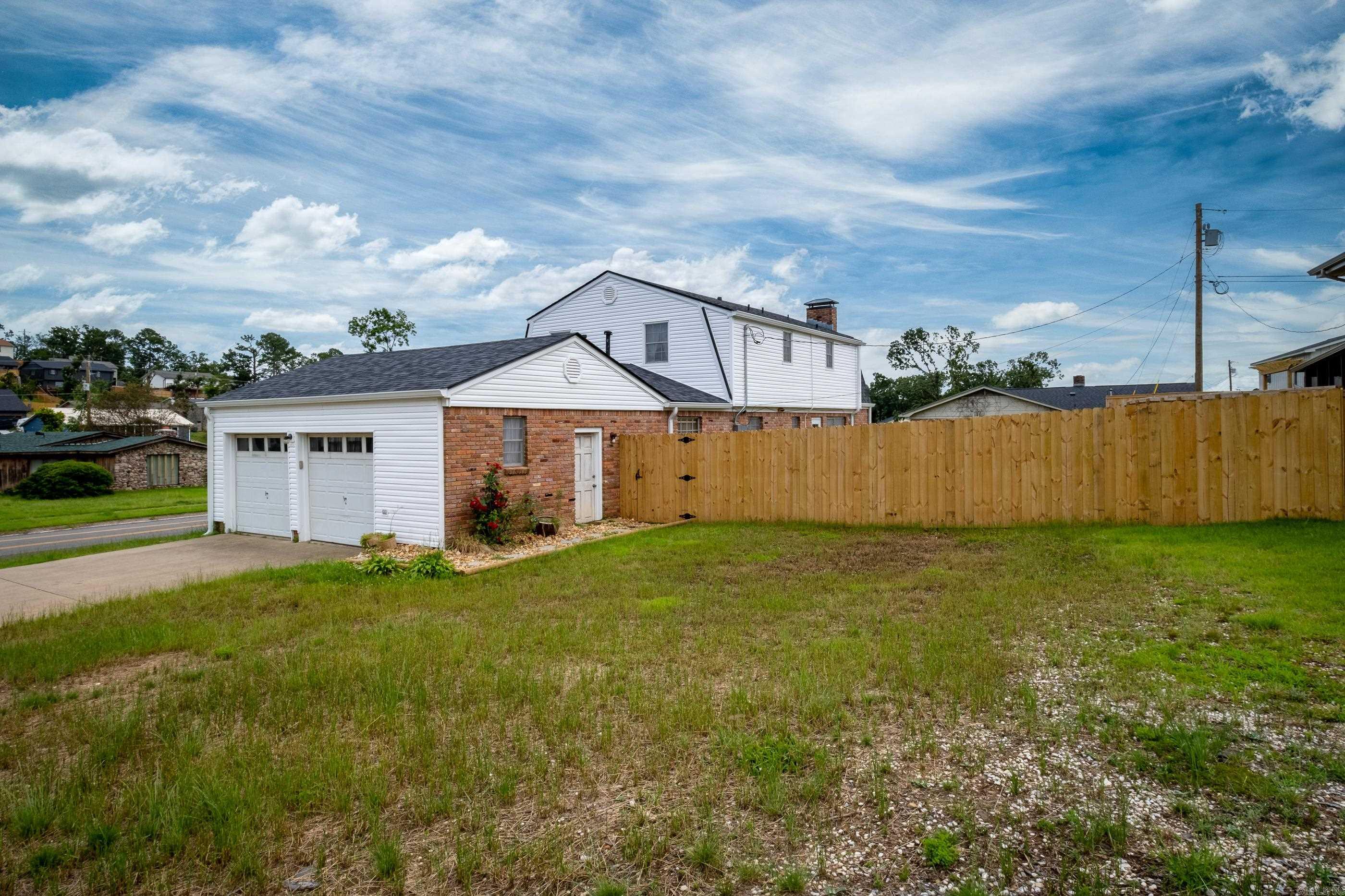 1801  OLD FORGE  Little Rock, AR