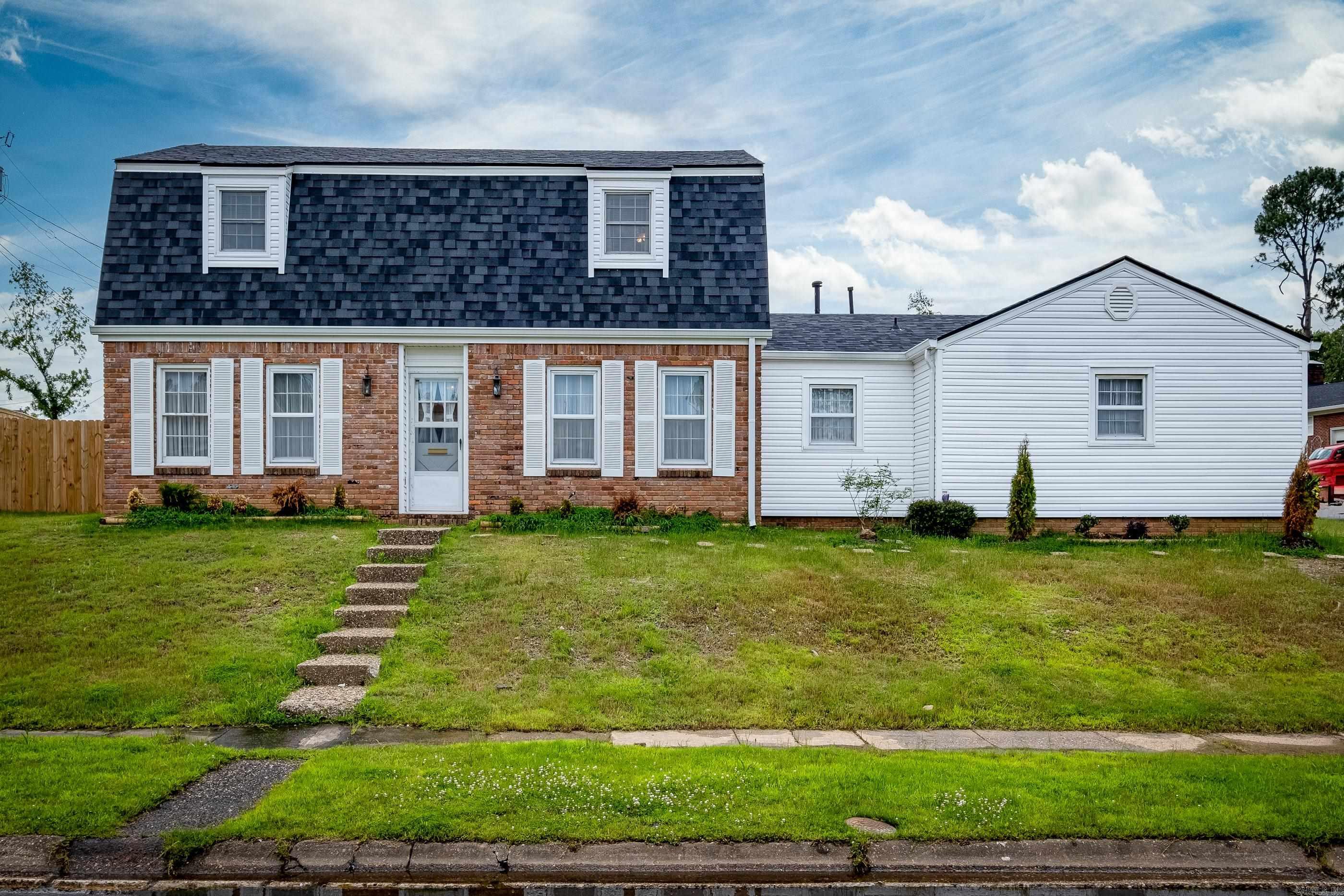 1801  OLD FORGE  Little Rock, AR