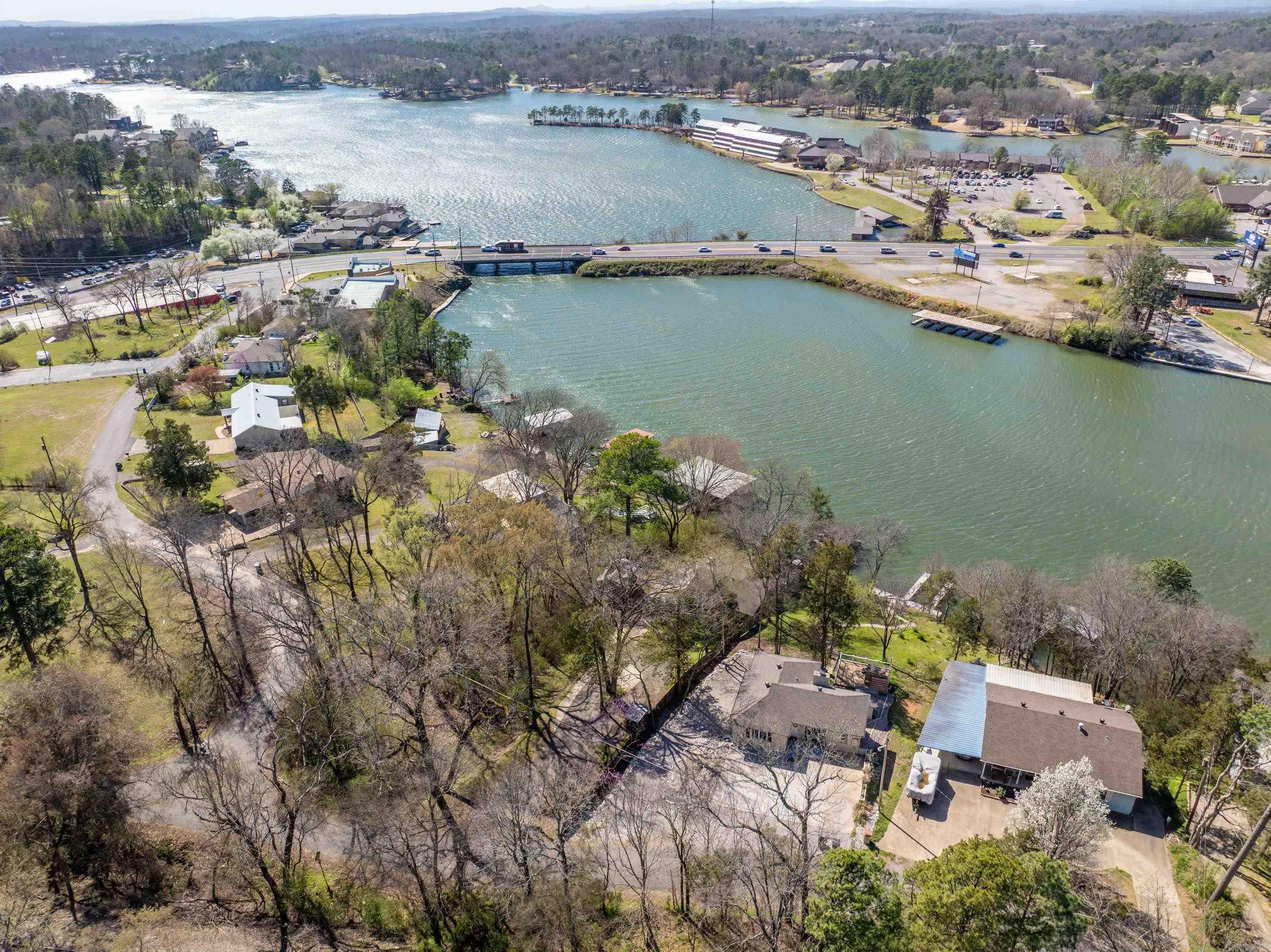 205  Ledgerock  Hot Springs, AR