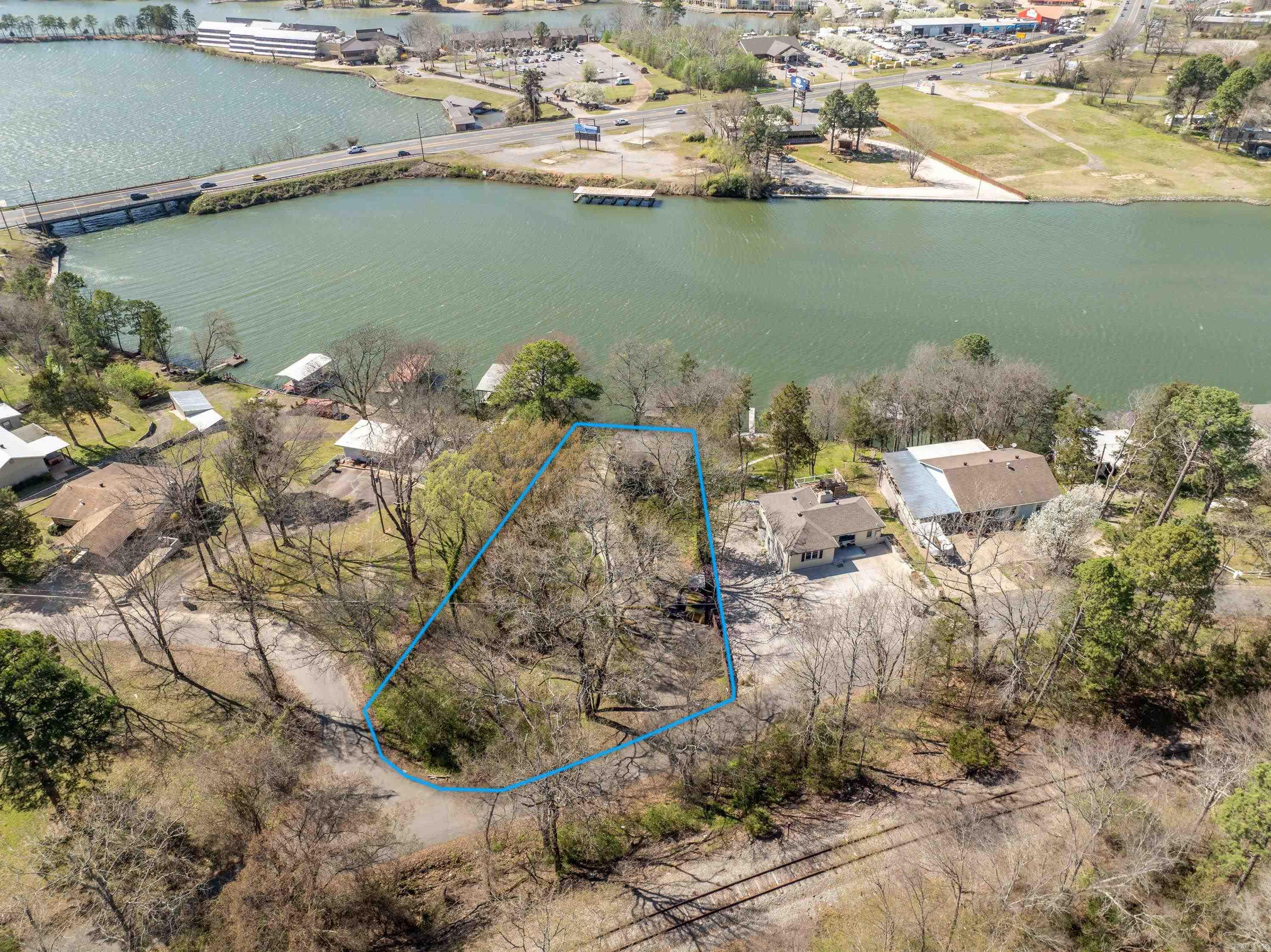 205  Ledgerock  Hot Springs, AR
