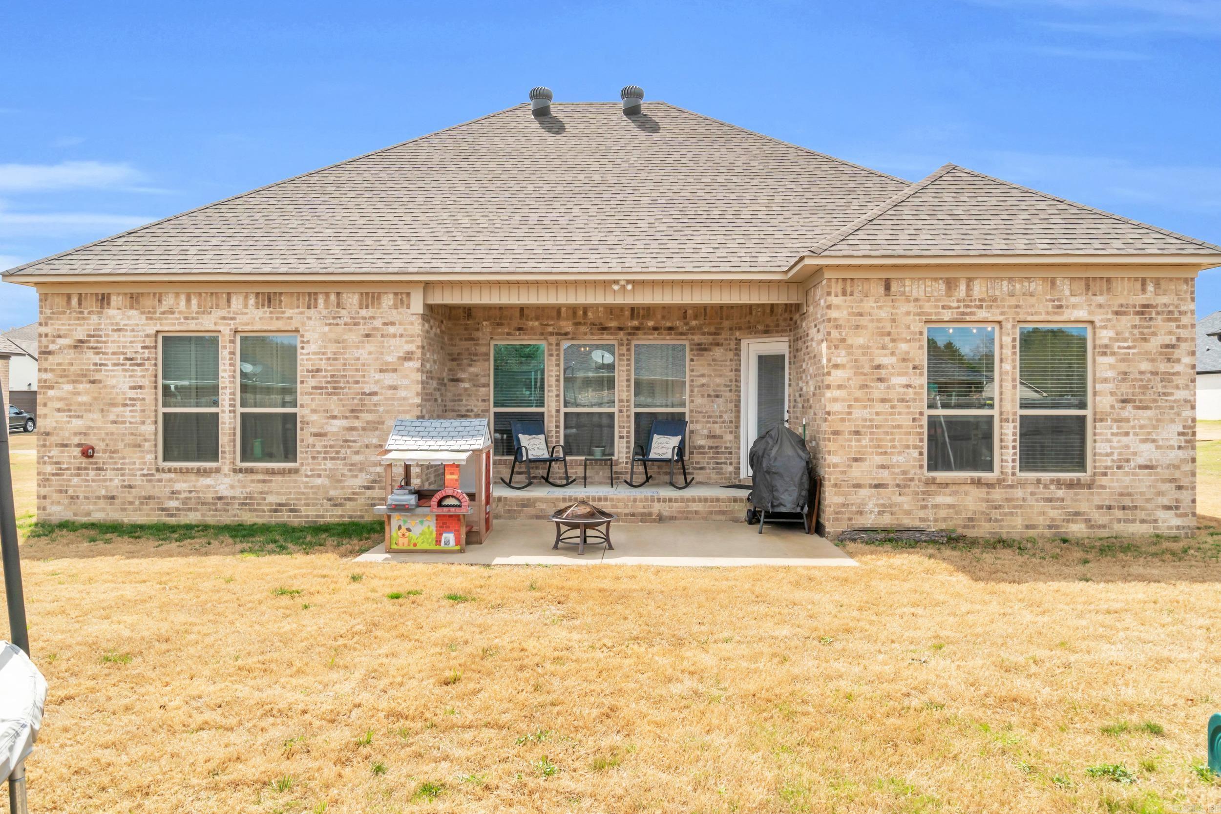 14 Wedgewood Drive Greenbrier, AR 72058